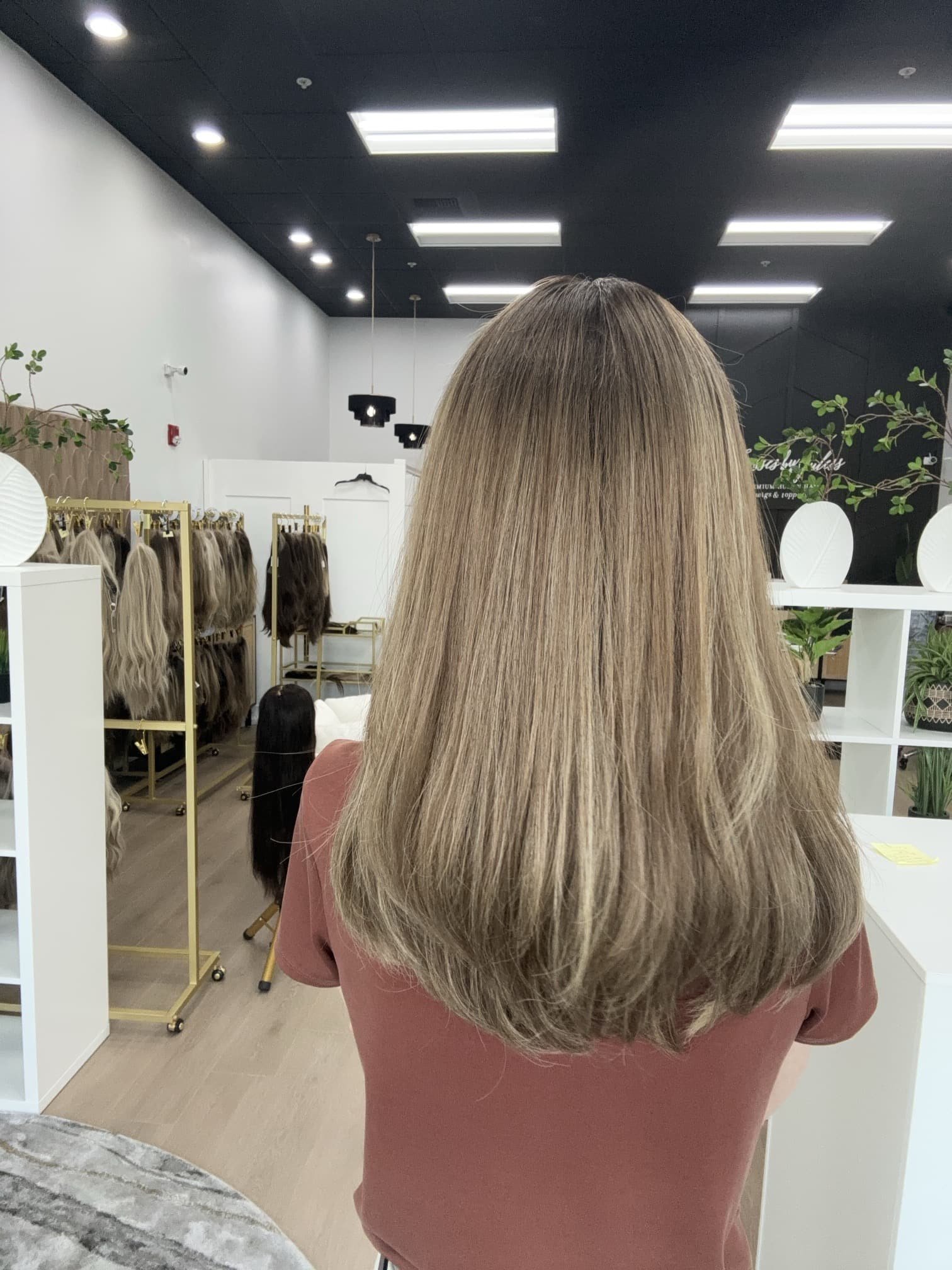 _Empower_your_look_with_celebrity_style_wigs__handcrafted_for_clients_in_Los_Angeles__trendiest_neighborhoods___.jpg