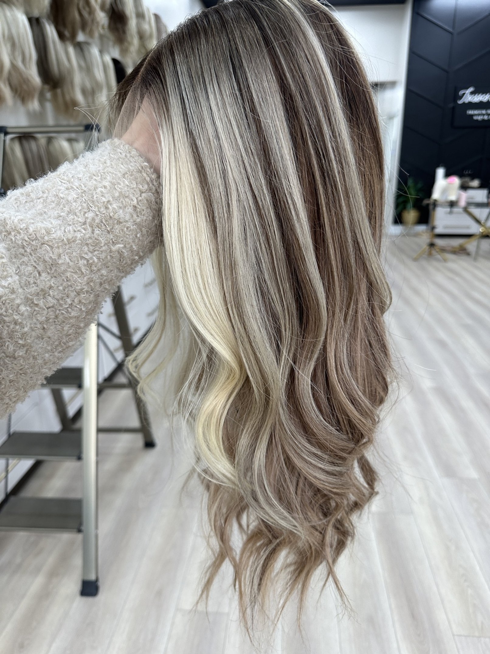 consult_a_specialist_for_custom_hair_topper_fitting_.jpg