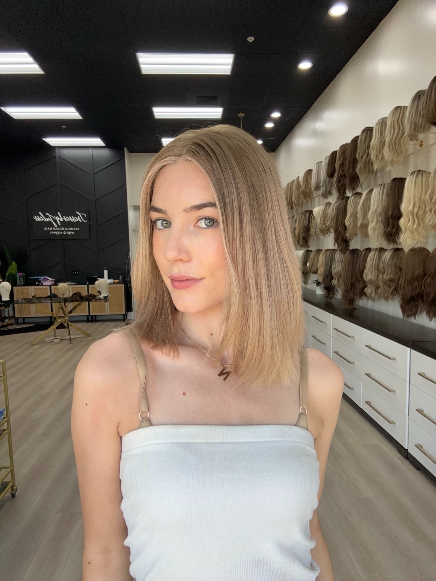 tips_for_buying_hair_wigs_for_cancer_patients_online_.jpg