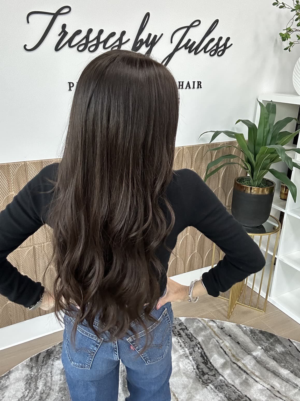 _Find_breathable_hair_toppers_perfect_for_summer__available_in_salons_from_California_to_New_York___.jpg