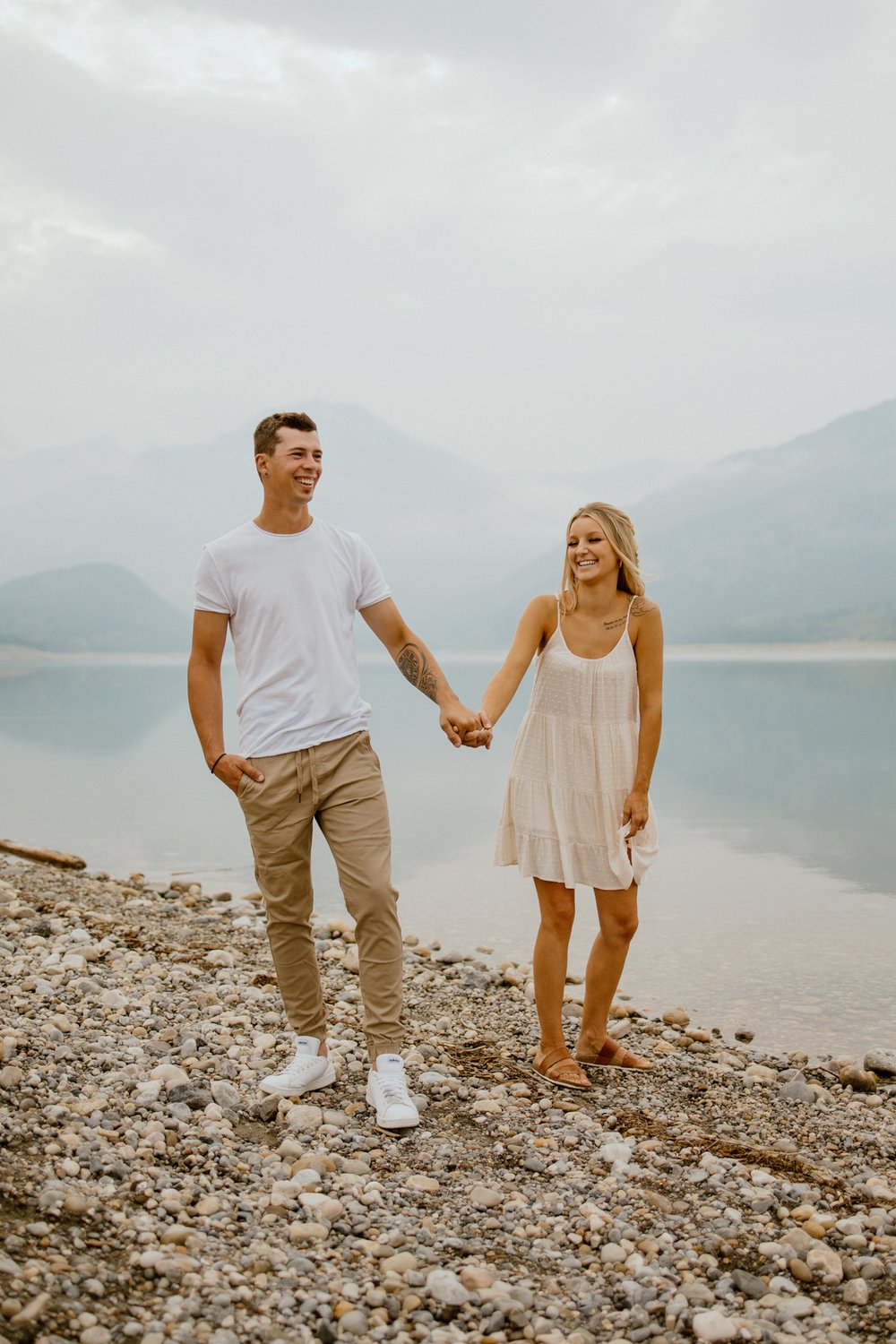 love_and_be_loved_photography_true_to_hue_kananaskis_barrier_lake_engagement_photos-45.jpg