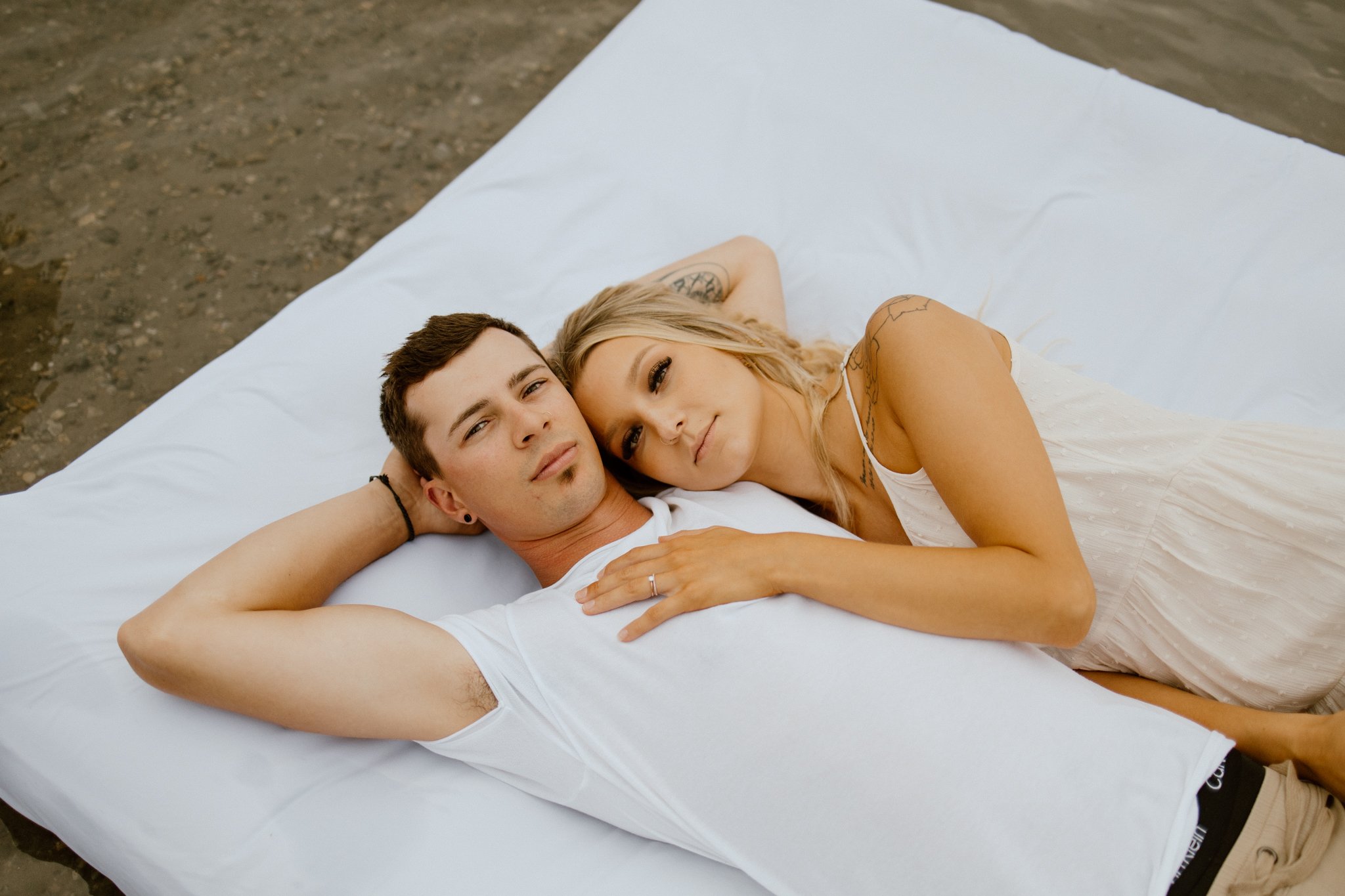 love_and_be_loved_photography_true_to_hue_kananaskis_barrier_lake_engagement_photos-169.jpg