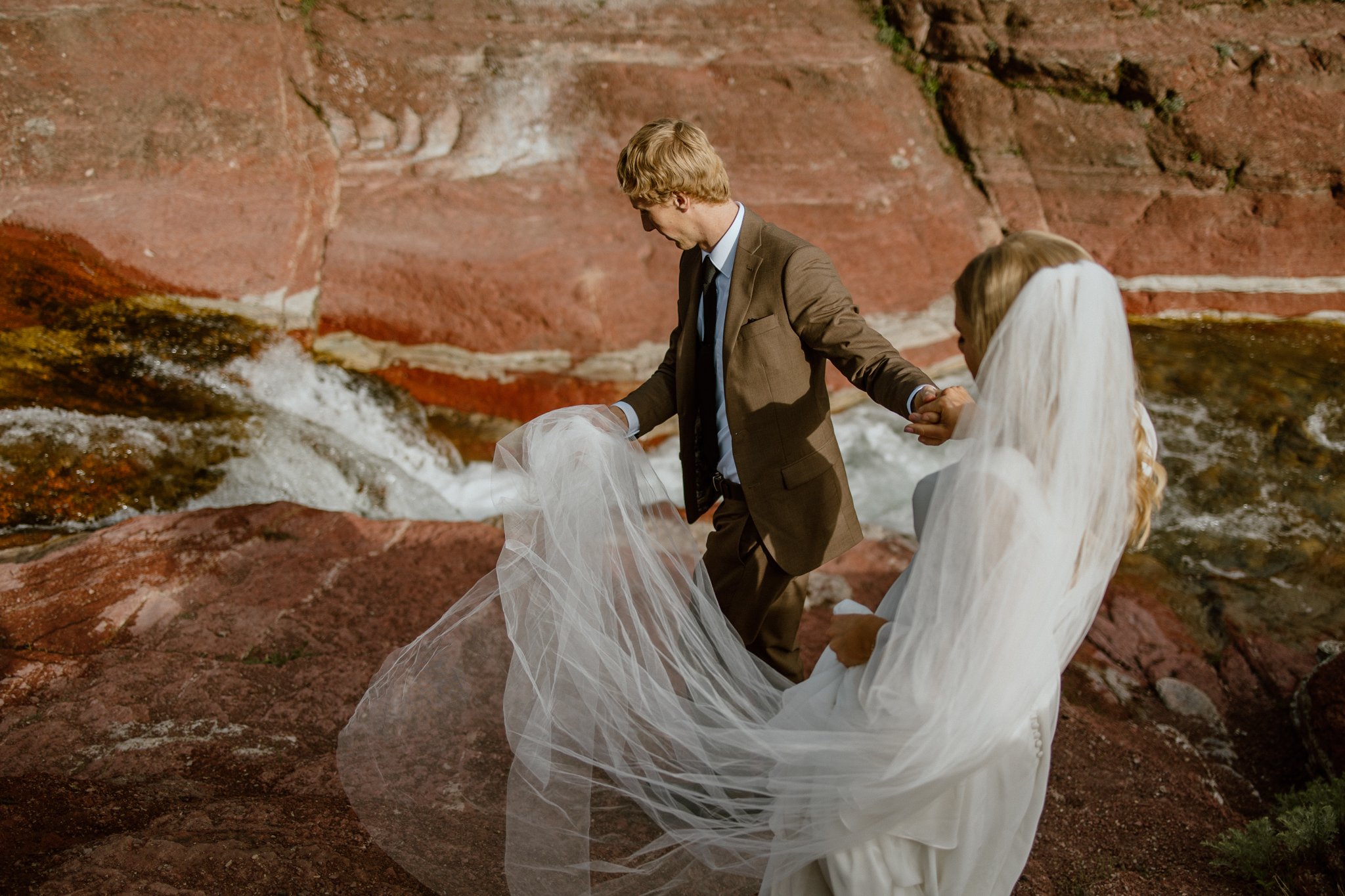 Waterton-wedding-photographer-love-and-be-loved-photography-hannah-ridge-sloan-13.jpg