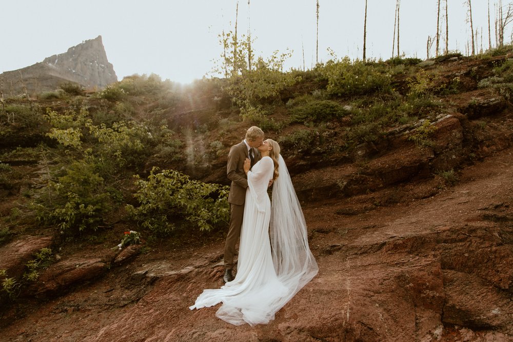 Waterton-wedding-photographer-love-and-be-loved-photography-hannah-ridge-sloan-27.jpg