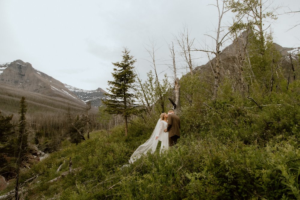 Waterton-wedding-photographer-love-and-be-loved-photography-hannah-ridge-sloan-71.jpg