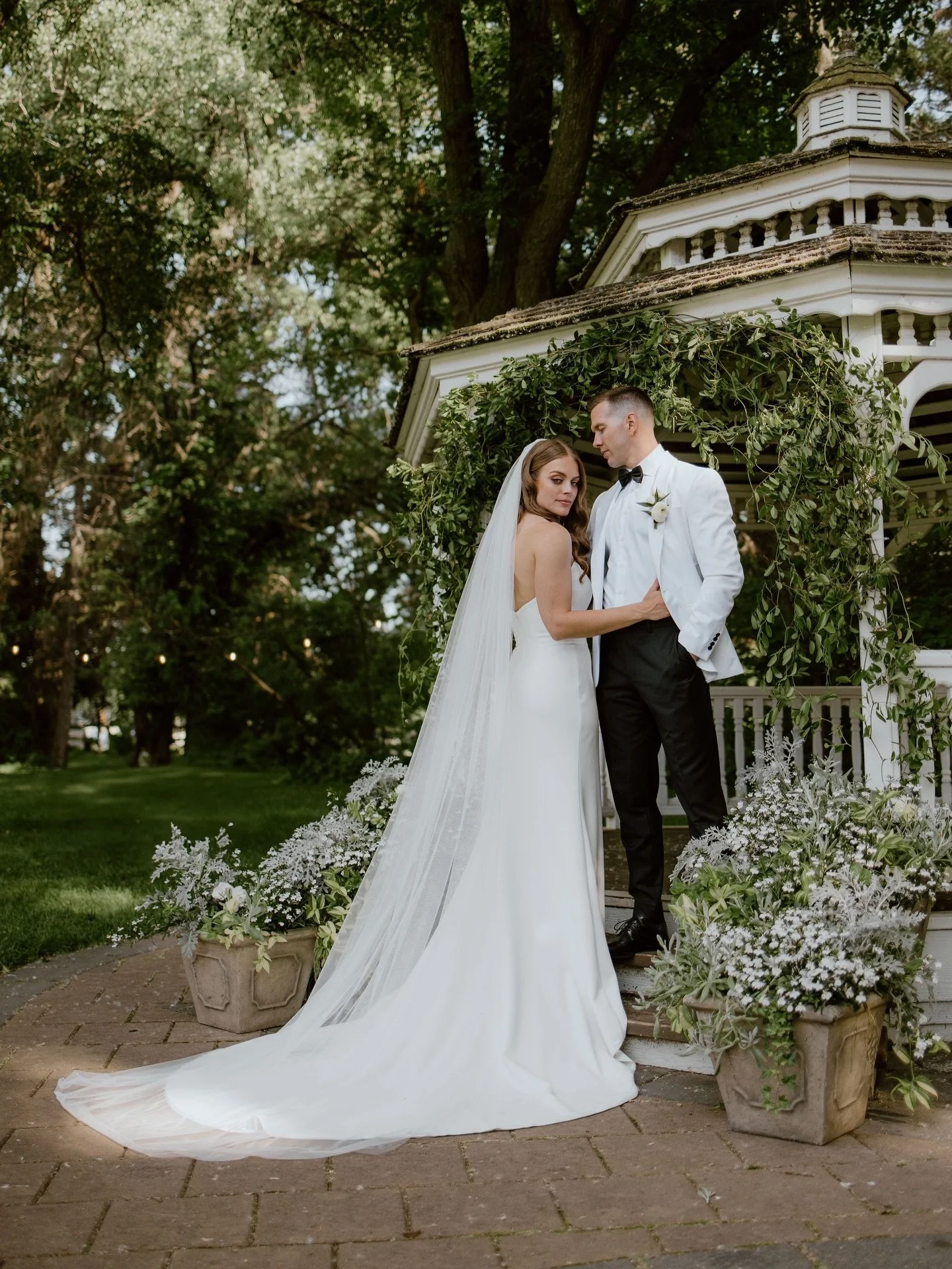 Jordan + Danielle 🤍

There was something really special about this day! The elegant simplicity of their black and white theme, the gorgeous white florals against The Norland Estate, and all the precious moments set aside to love on their most precio