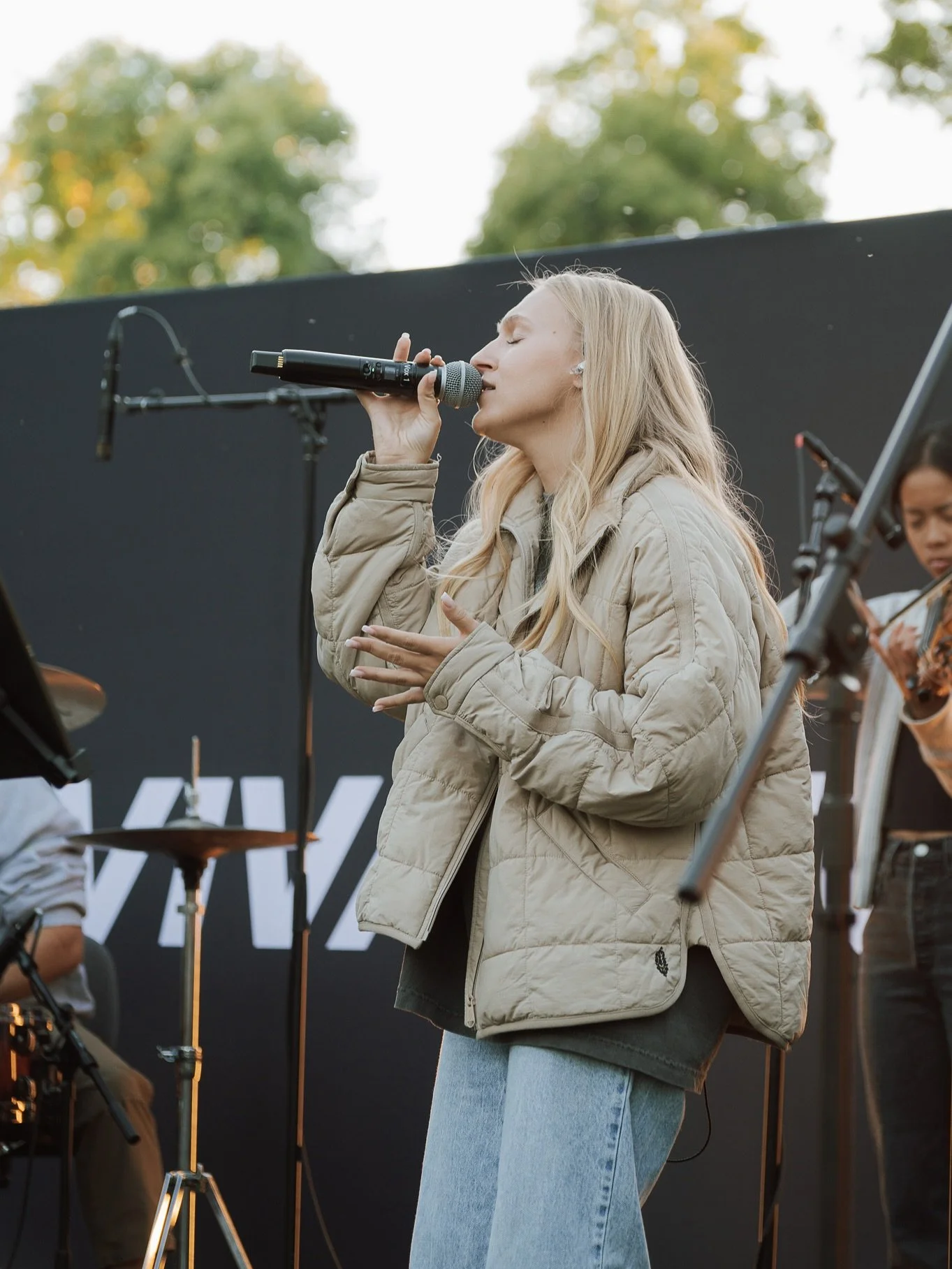 Revival Week Worship Night 🙌📸 
 Last Monday through Wednesday were marked by deep encounter, powerful moments in God&rsquo;s presence, and bold evangelism as we took the gospel to our city. We&rsquo;re so grateful for @ffnashville leading us into a