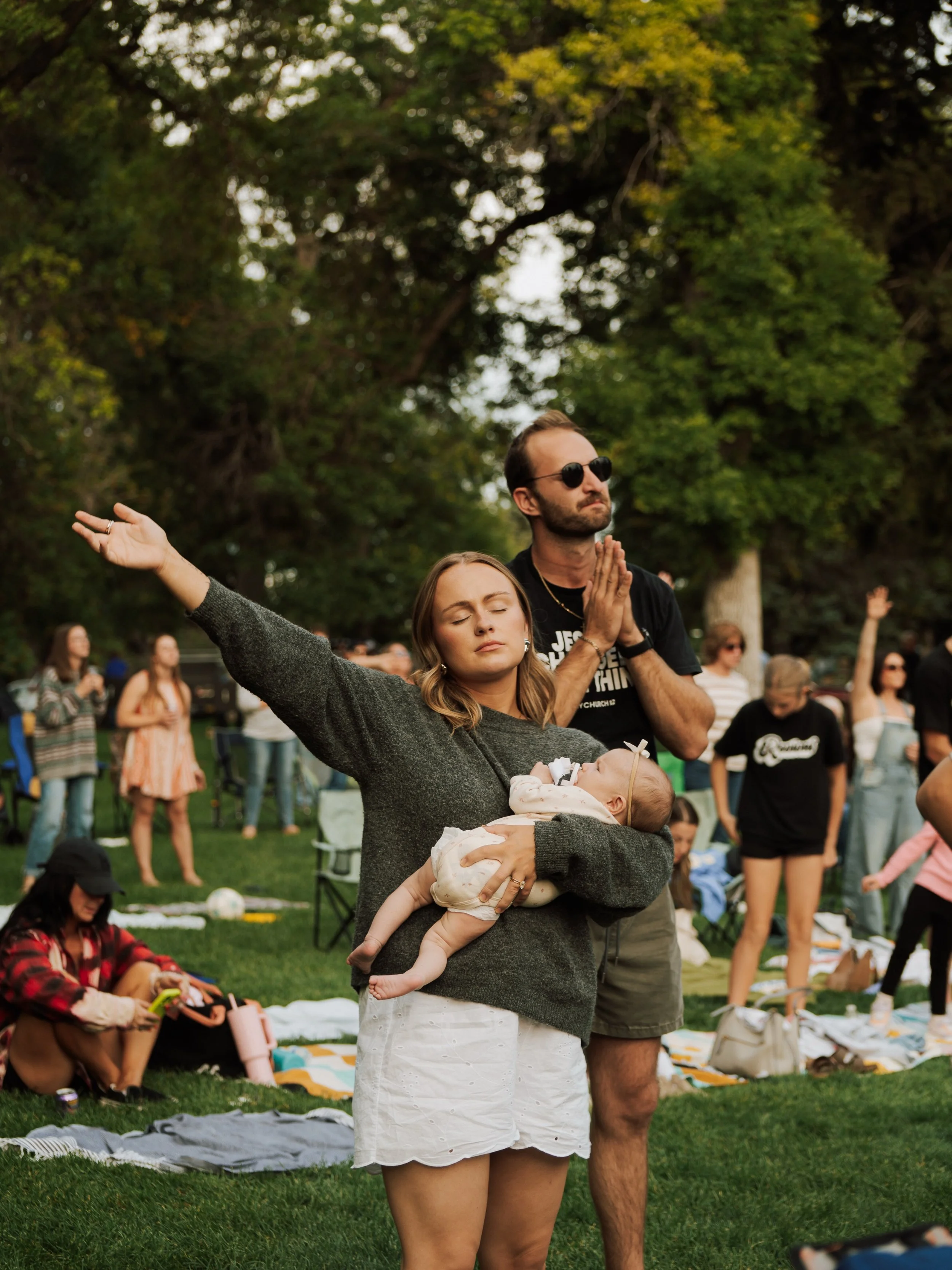 TODAY AT REVIVAL 🕊️

We can&rsquo;t wait to spend this Sunday with you!

10AM &bull; Sunday Service
Bozeman High School Auditorium
Come early for coffee + pastries, stay for worship and a powerful word.

6PM &bull; Worship in the Park
Lindley Park
J