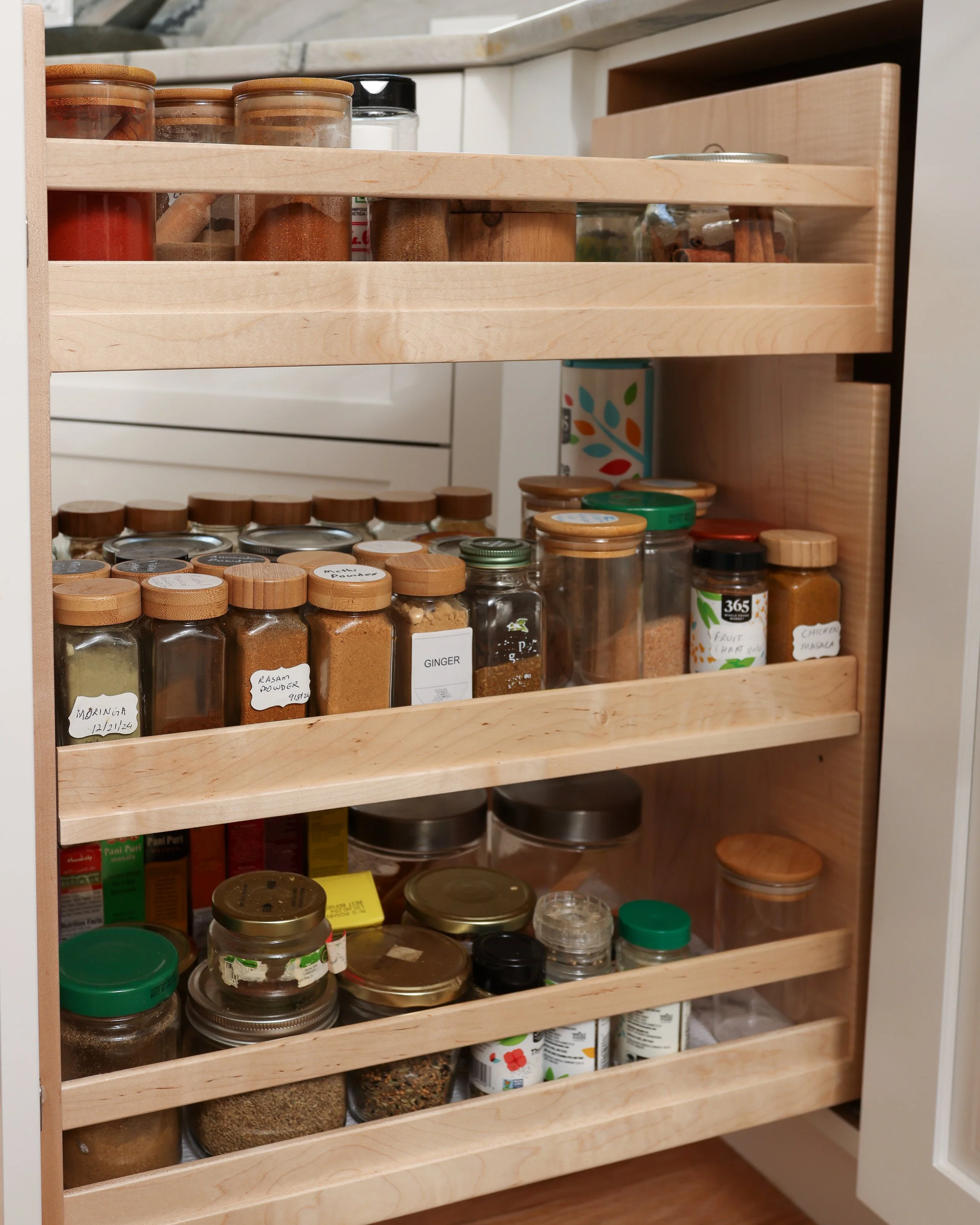 a pull out spice drawer