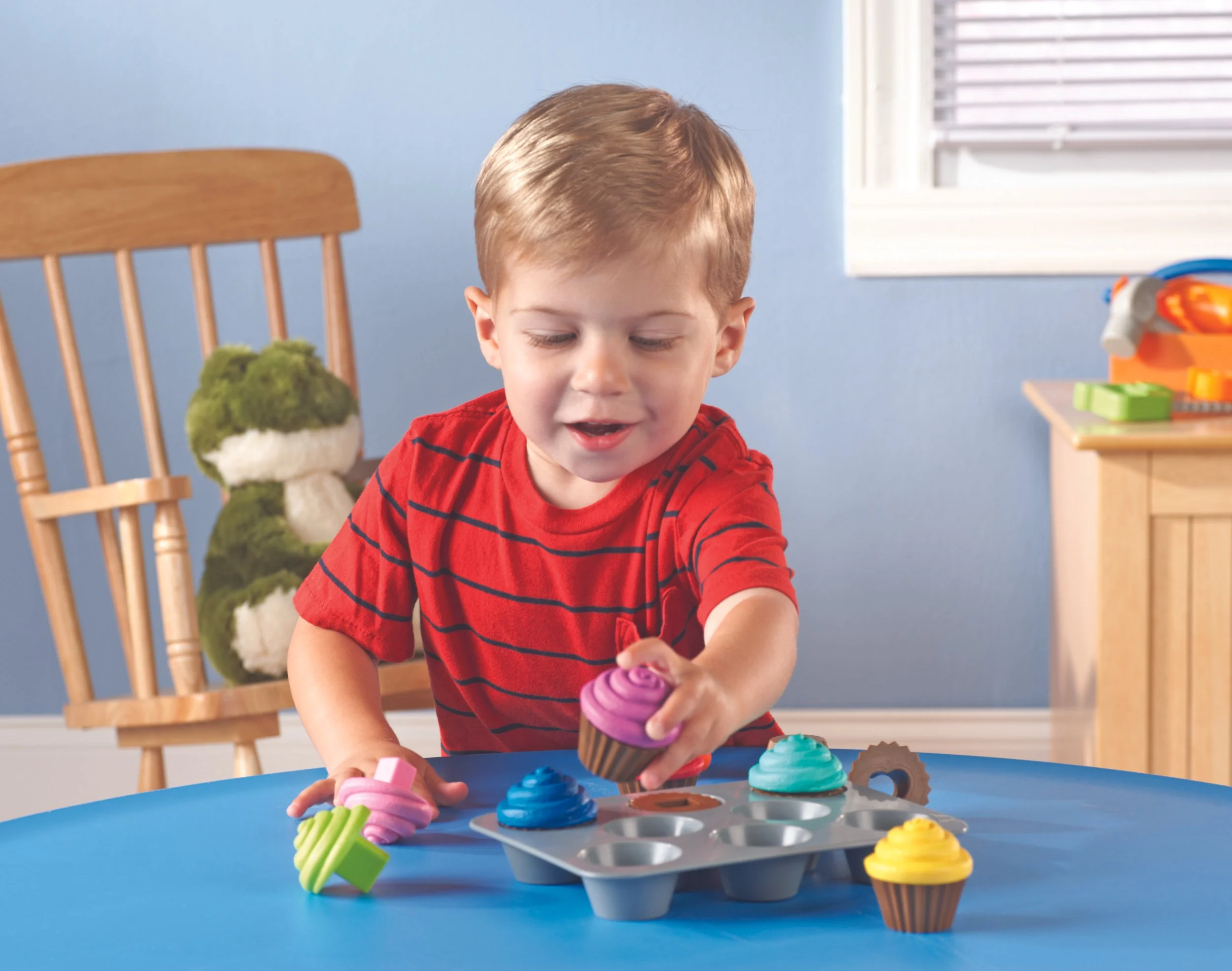 7347-Cupcakes-Boy1.jpg