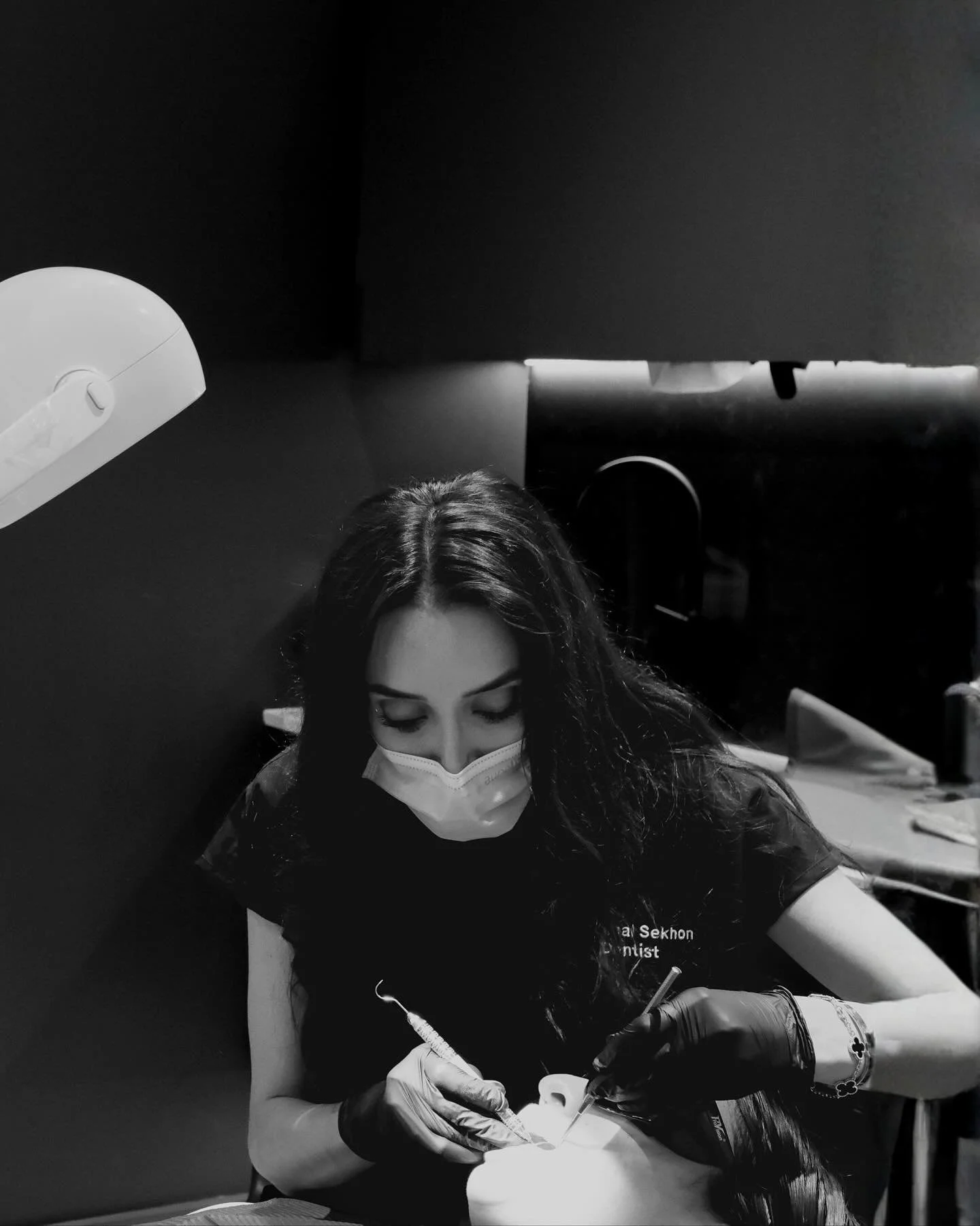 Gentle care, modern techniques, and a team you can trust. 🤍

#thedentalroom #vancouverdentistry #vancouverdentist #bcdentistry #invisalign #dentalhygiene #oralhygiene #gumtherapy #dentalexams