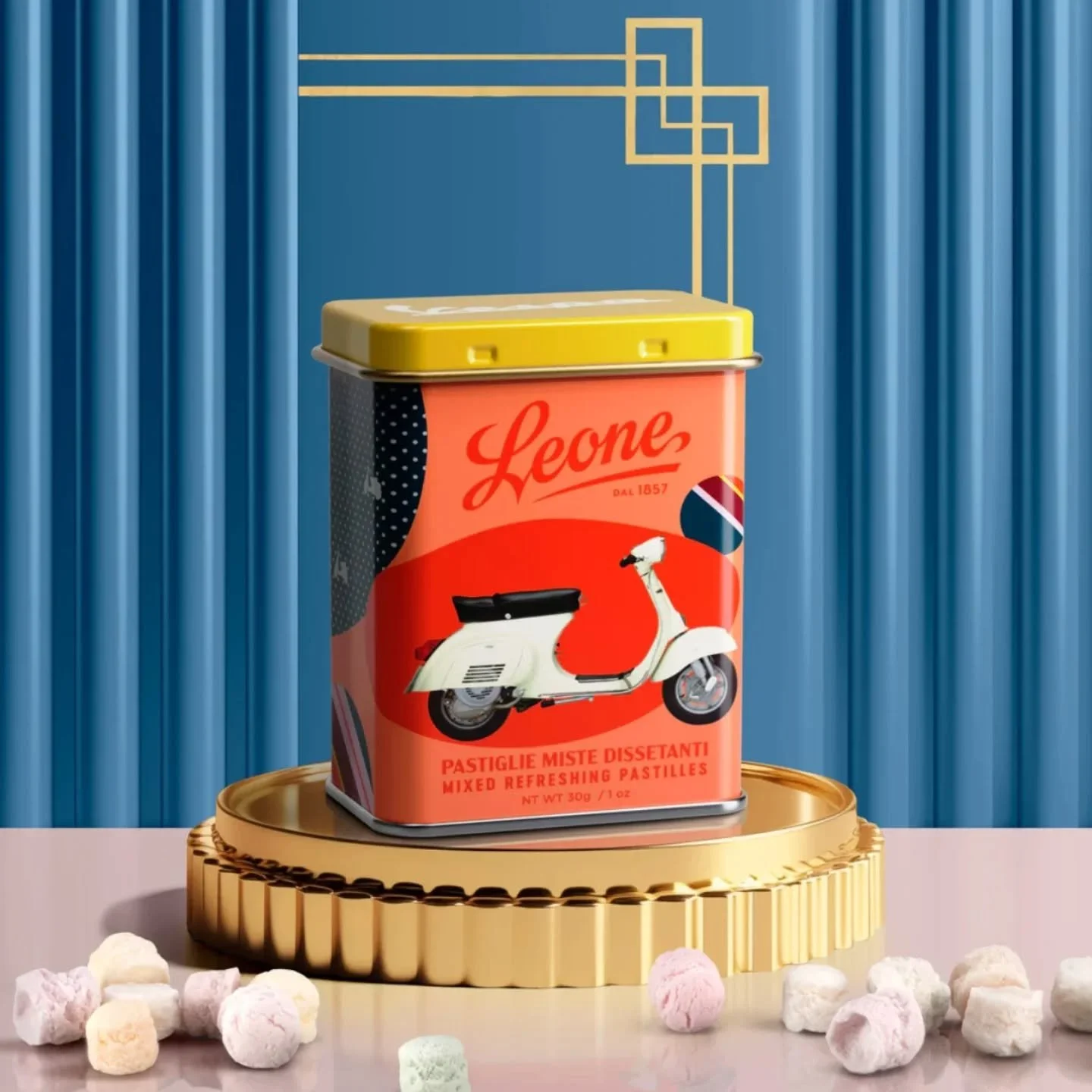 La nuova collezione Leone ispirata all'iconica Vespa. All'interno Pastiglie Miste Dissetanti.