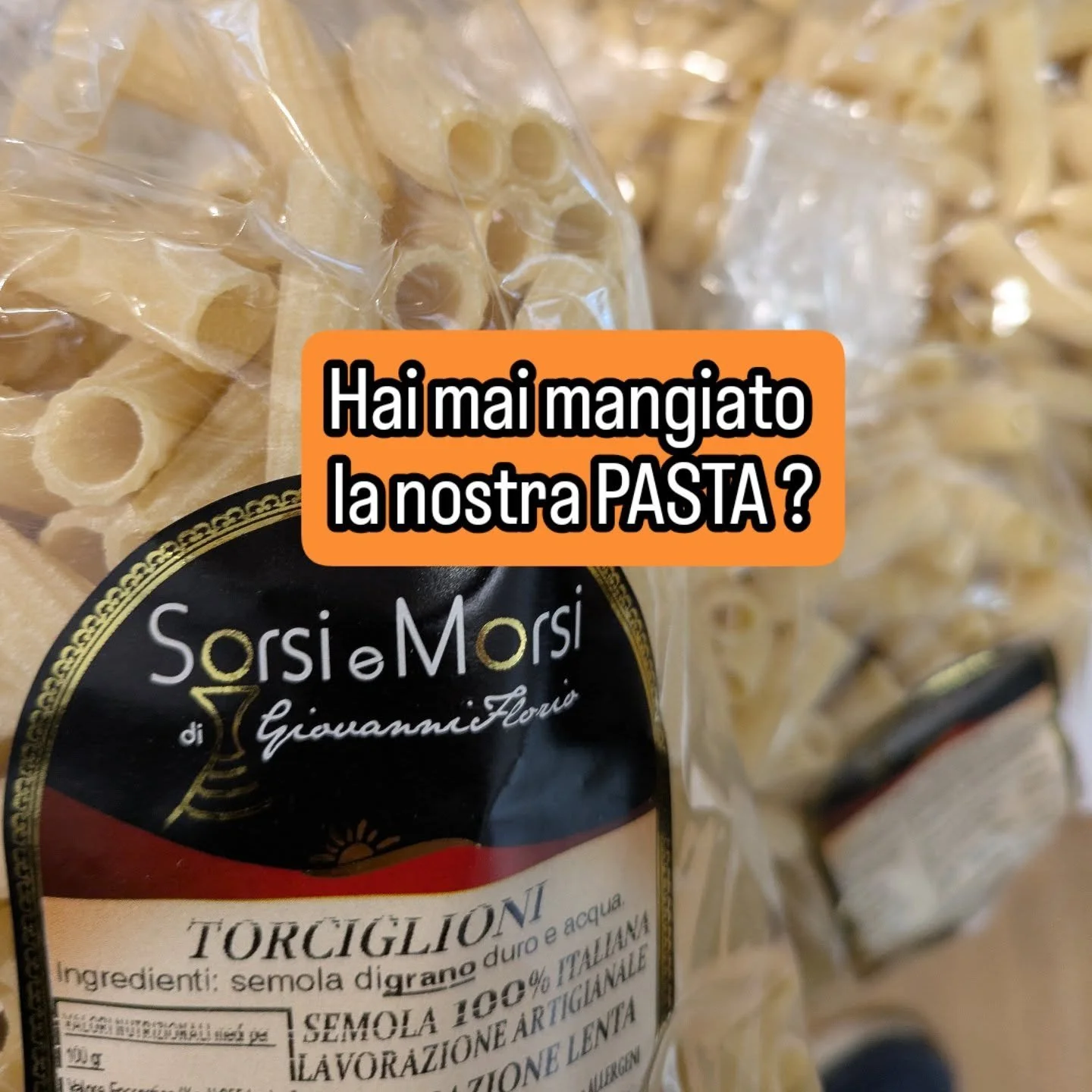 Tortiglioni rigati, Orecchiette, Tagliolini, Spaghetti, ecc tutti in semola di grano duro 100% italiano. Pasta prodotta artigianalmente con LENTA ESICCAZIONE per preservare i nutrienti.