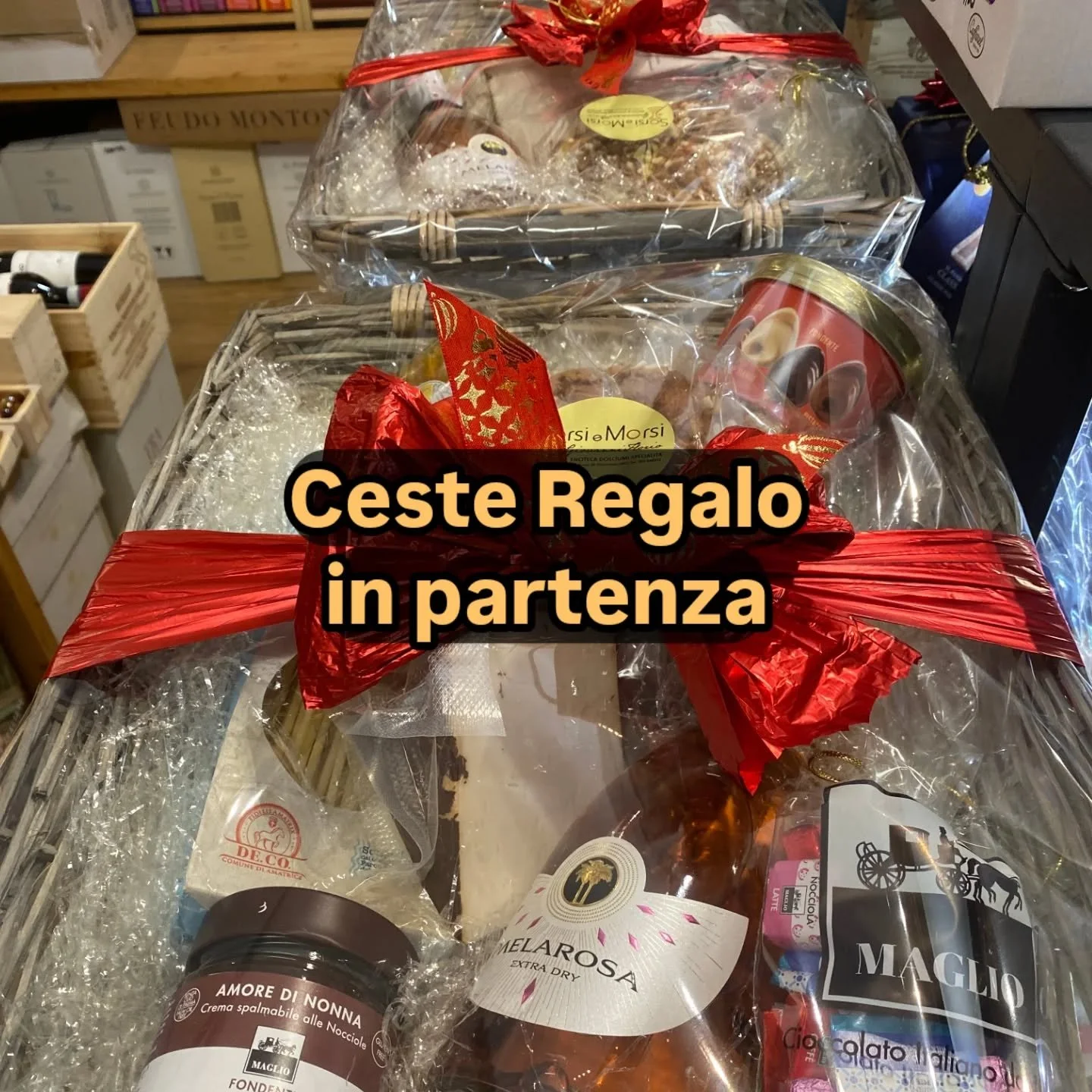 Mancano pochi giorni a Natale e vuoi fare un regalo originale ?
Vieni a trovarci in bottega !
Siamo aperti
Dalle 9-13 e 16,30-19,30
Domenica 9,30-12,30 e 15-18
24 dicembre orario continuato 9-17