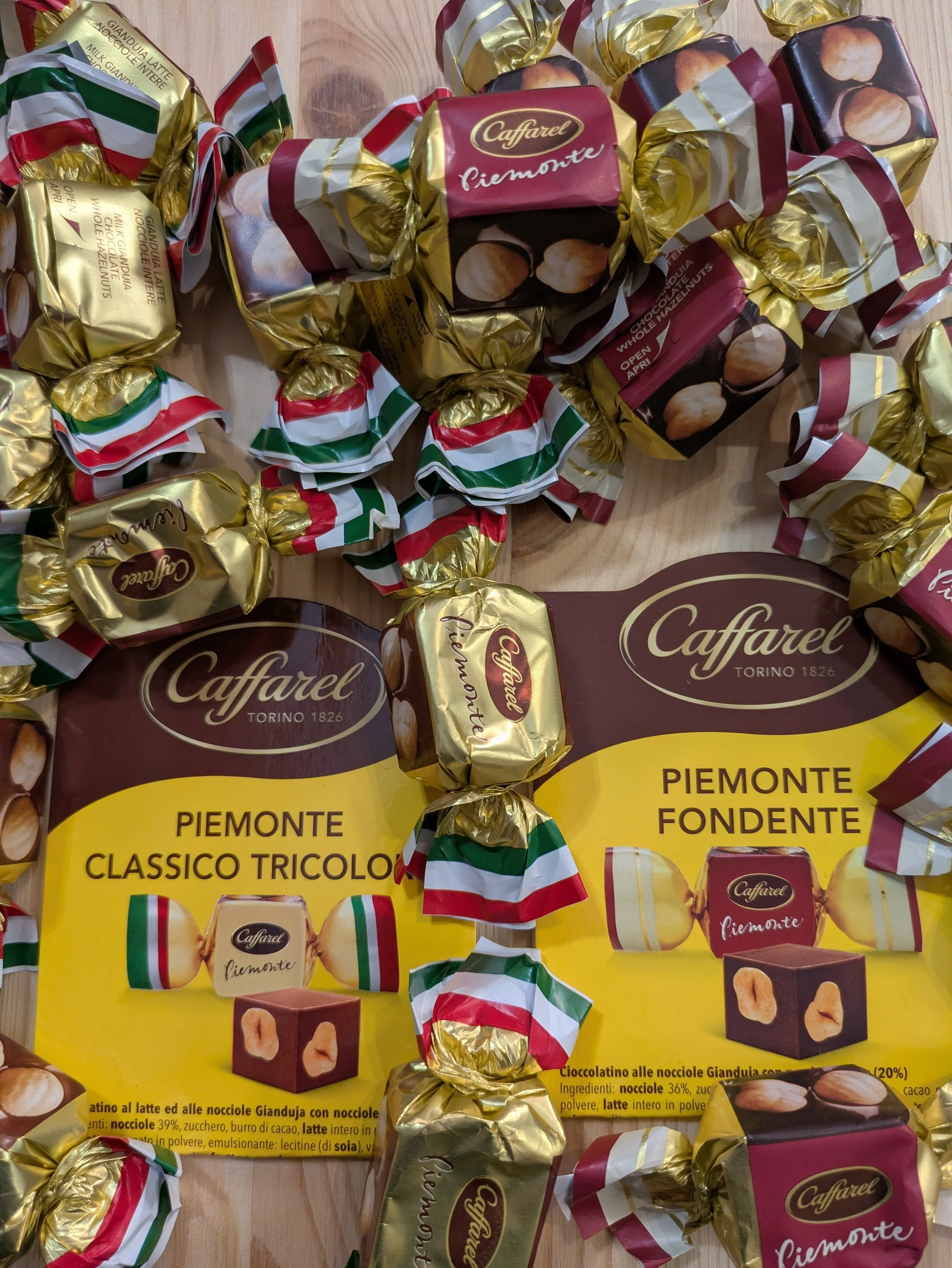 Piemont Caffarel al latte e fondente