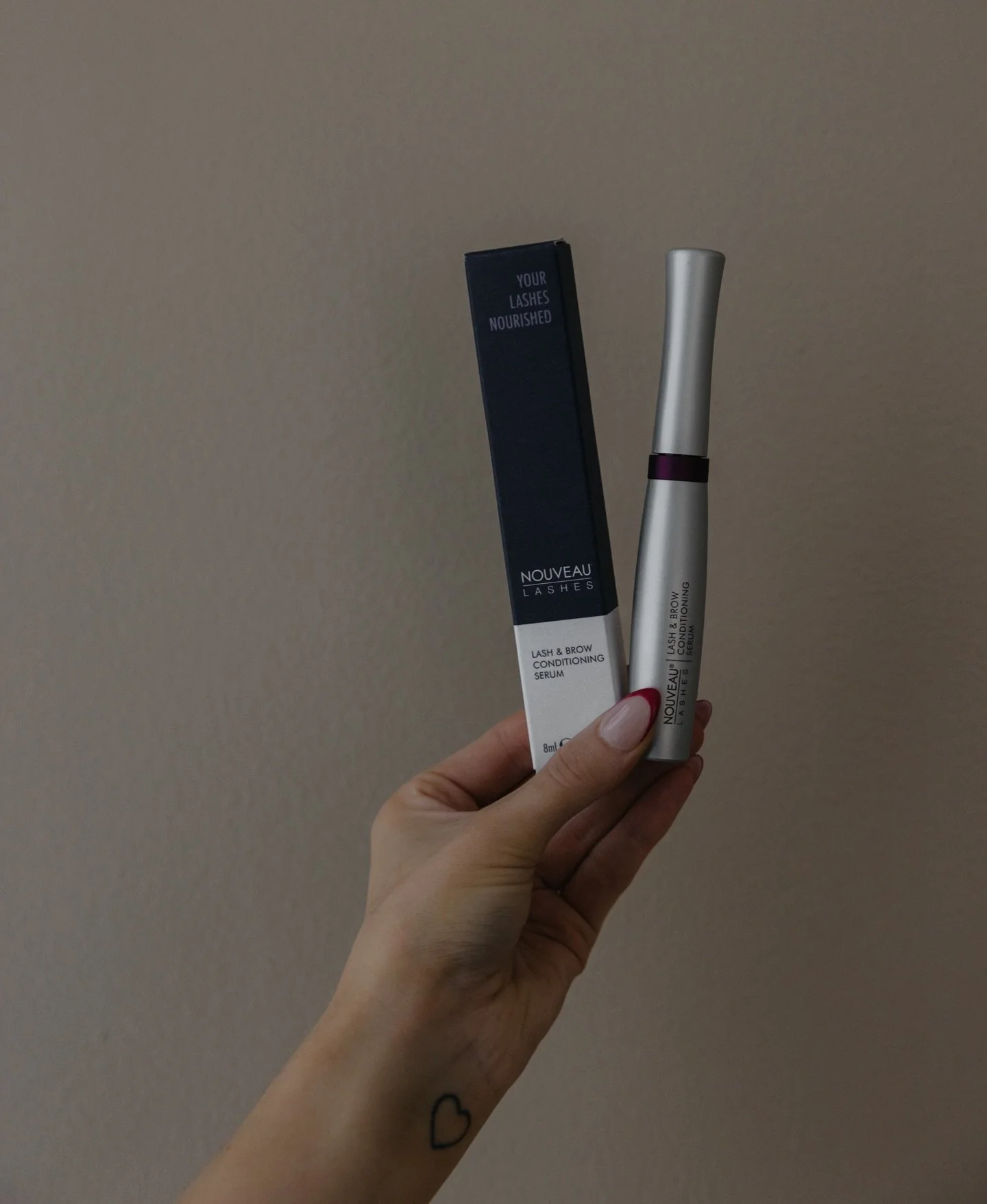 Lash &amp; brow lift + @nouveaulashesuk conditioning serum = besties🤎 

Nouveau-hoitoaine on ripsi&auml; ja kulmakarvoja vahvistava ja ravitseva hoitoseerumi. Se auttaa pit&auml;m&auml;&auml;n ripset ja kulmat vahvoina ja hyv&auml;kuntoisina, erityi