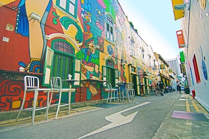 what-to-do-in-singapore-tourist-Haji-Lane-Singapore.jpeg