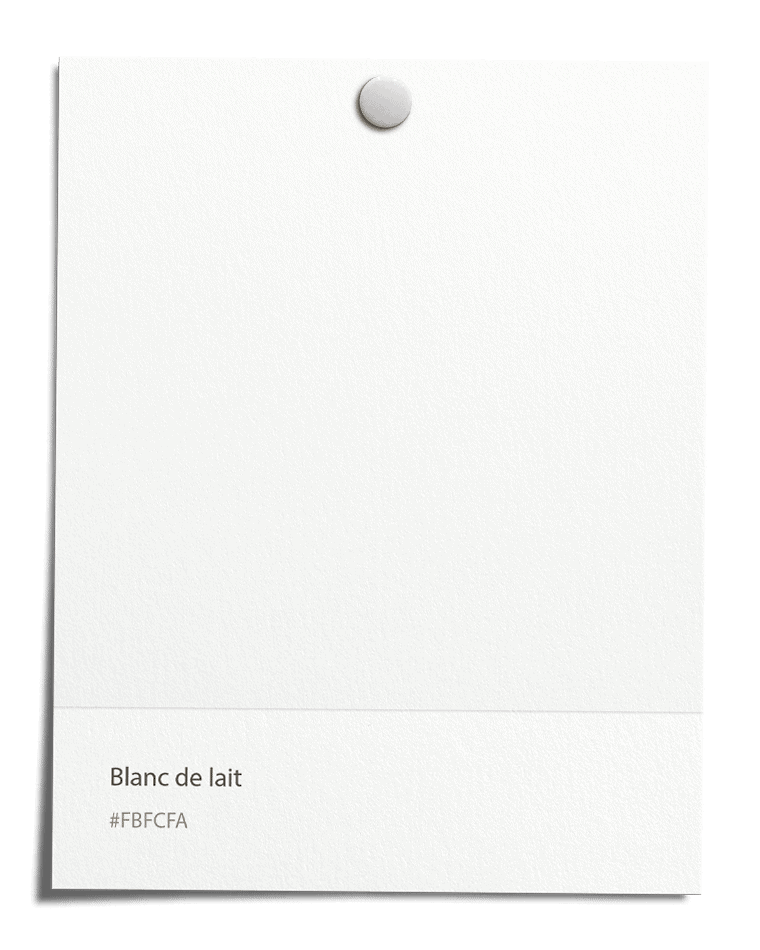 Blanc de lait [#FBFCFA]