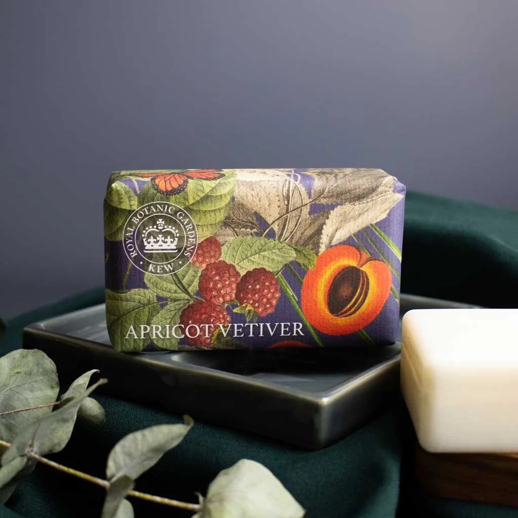 KGS0018-Kew-Apricot-Vetiver-2.jpg