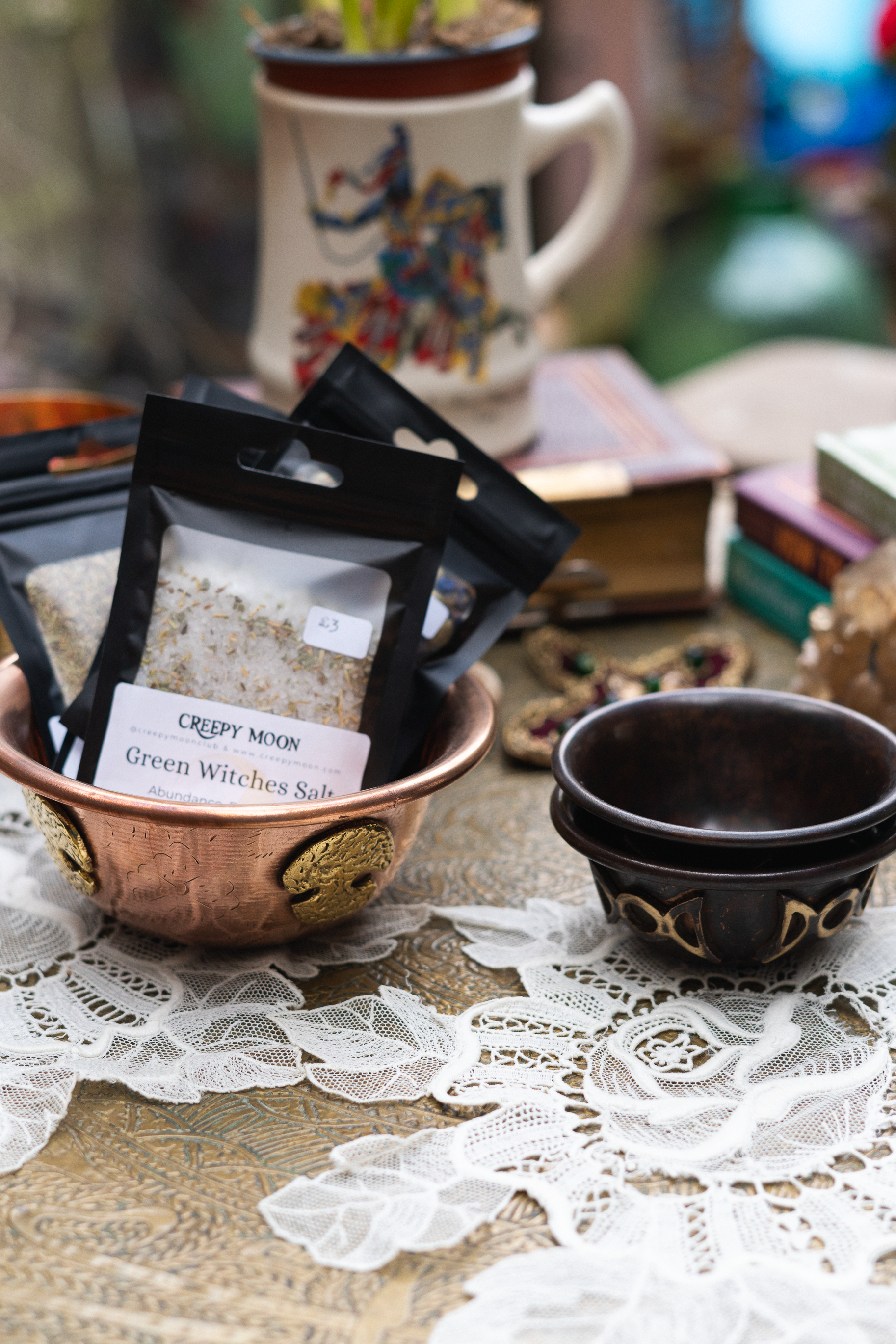Antique Copper Ritual Bowl with Triple Moon 8x4cm