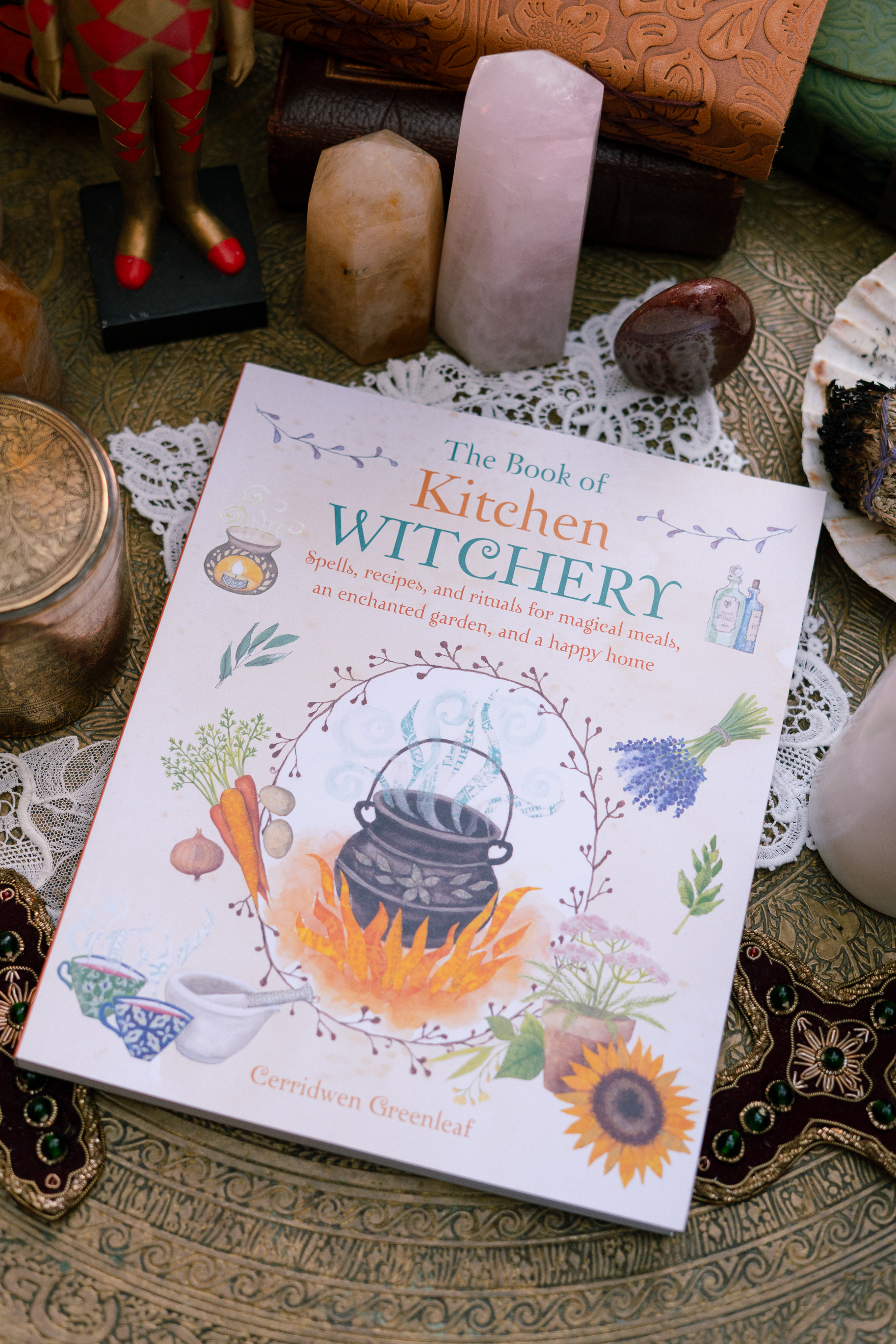 The Book of Kitchen Witchery - Cerridwen Greenleaf