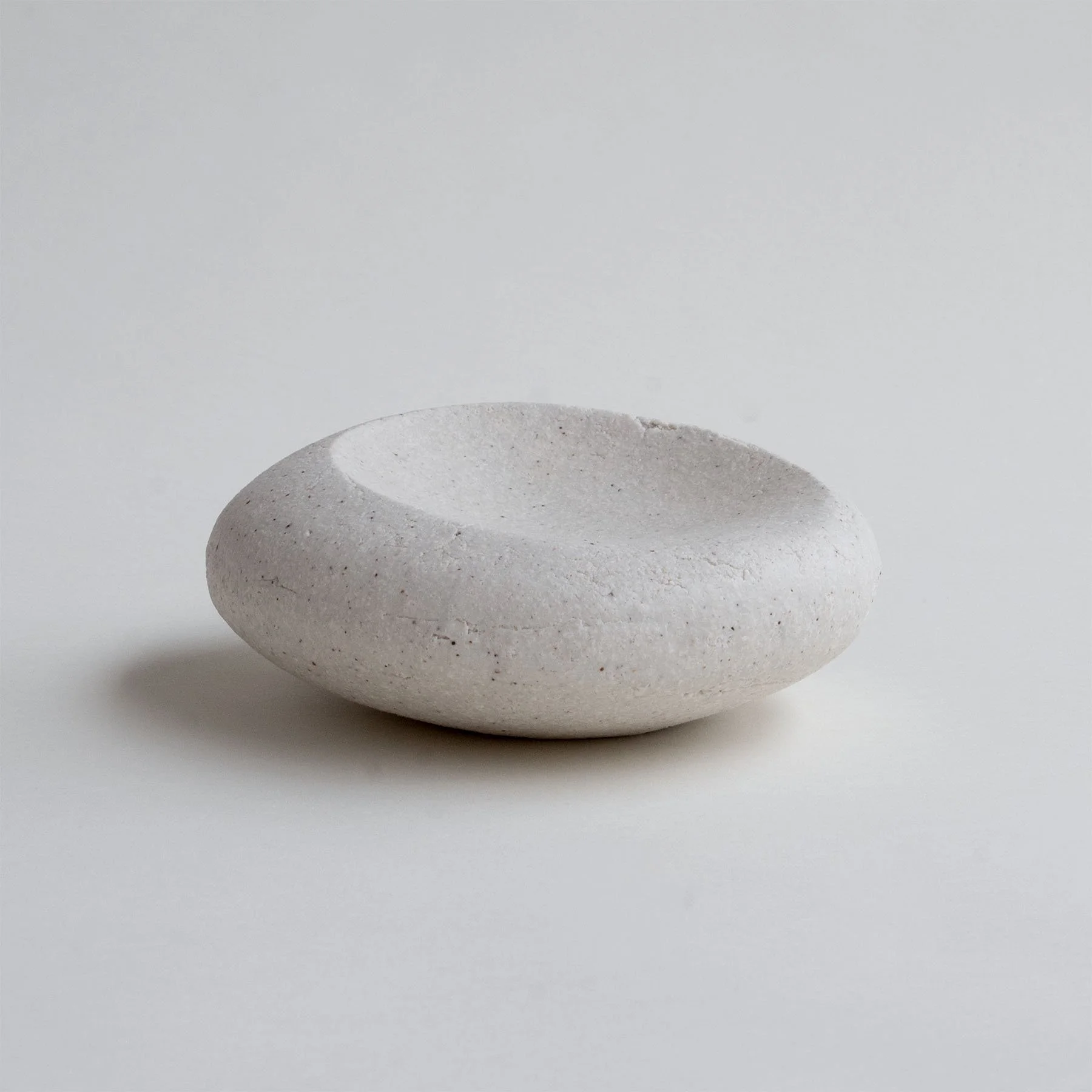 Hollow Dish; oxidation, porcelain