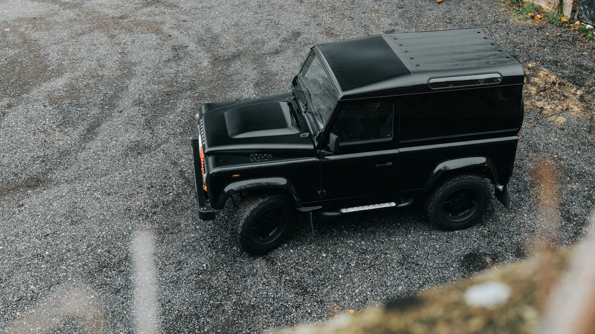 Black Defender 90