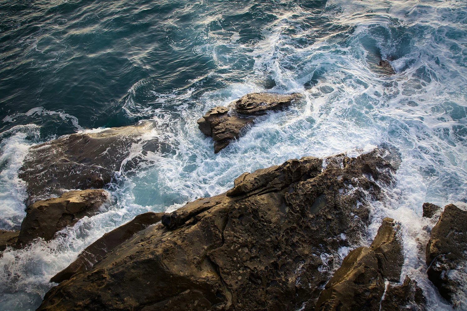 jeison-higuita-4pXSIvNGs4A-unsplash copy.jpg