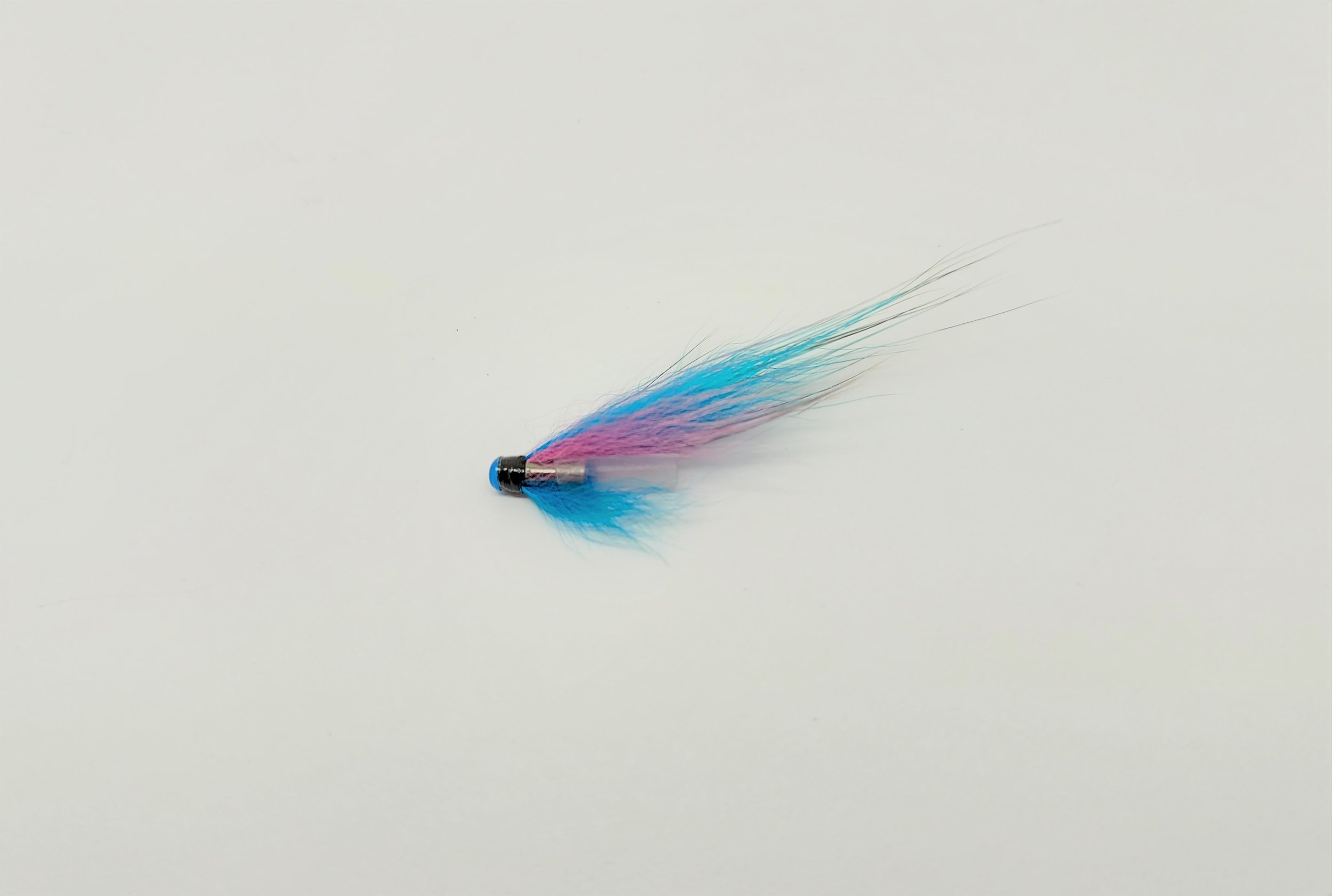 V Fly Signature Posh Hot Tosh tubo di salmone mosche e alti 3