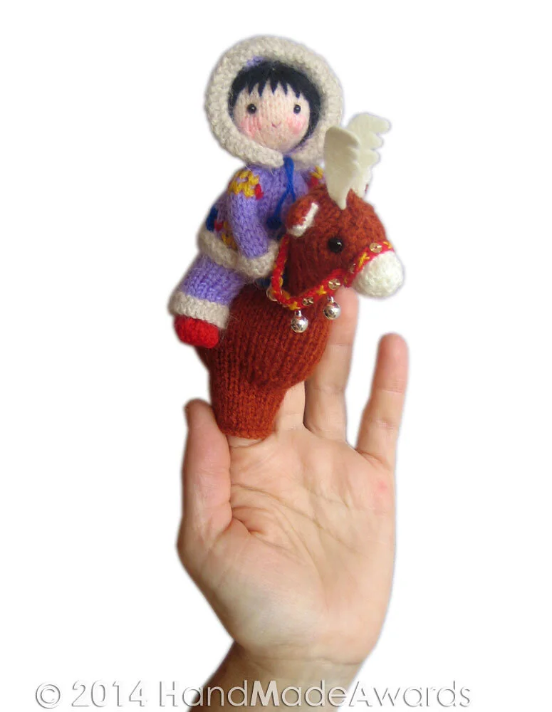 Families of the World INUIT FAMILY Knit PATTERN