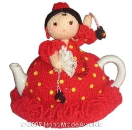 OLE OLE Spanish Ballerina Tea Cosy knit PATTERN