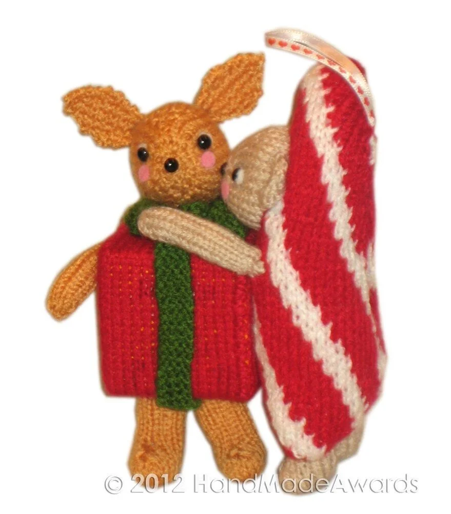 Three Happy Christmas Friends Knit PATTERN