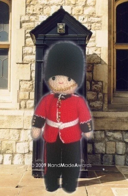 Royal GUARD from BUCKINGHAM Palace Knit PATTERN