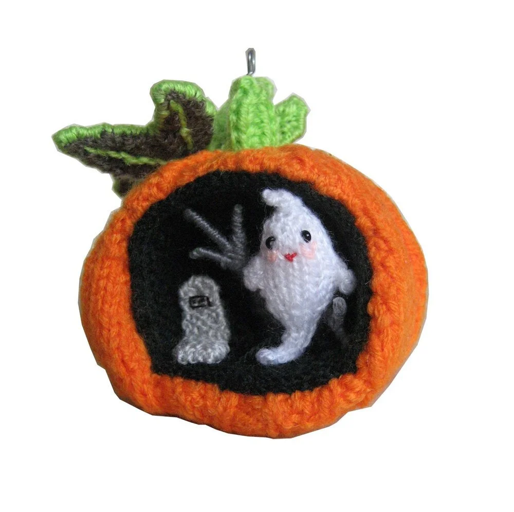 Halloween Diorama Pumpkin Ball with Ghost Ornament Knit PATTERN