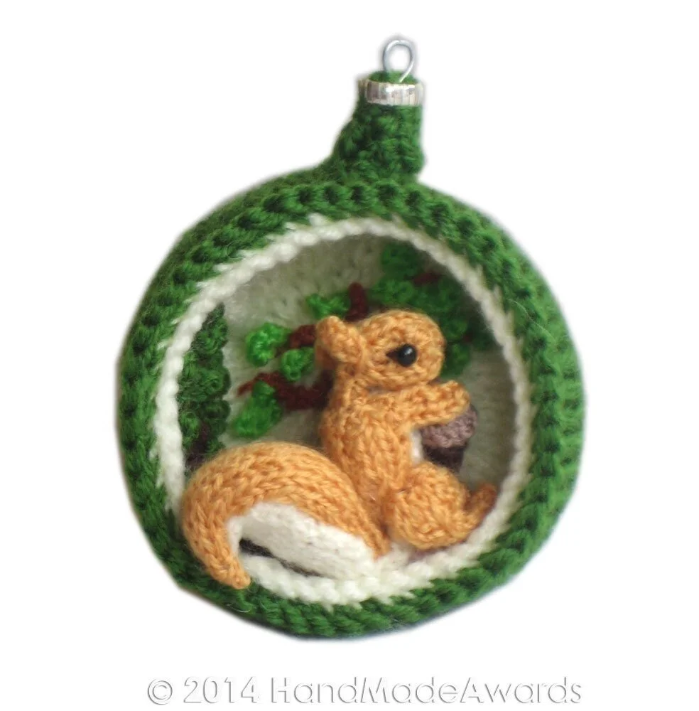 Chistmas Diorama Ball SQUIRREL Ornament Knit PATTERN