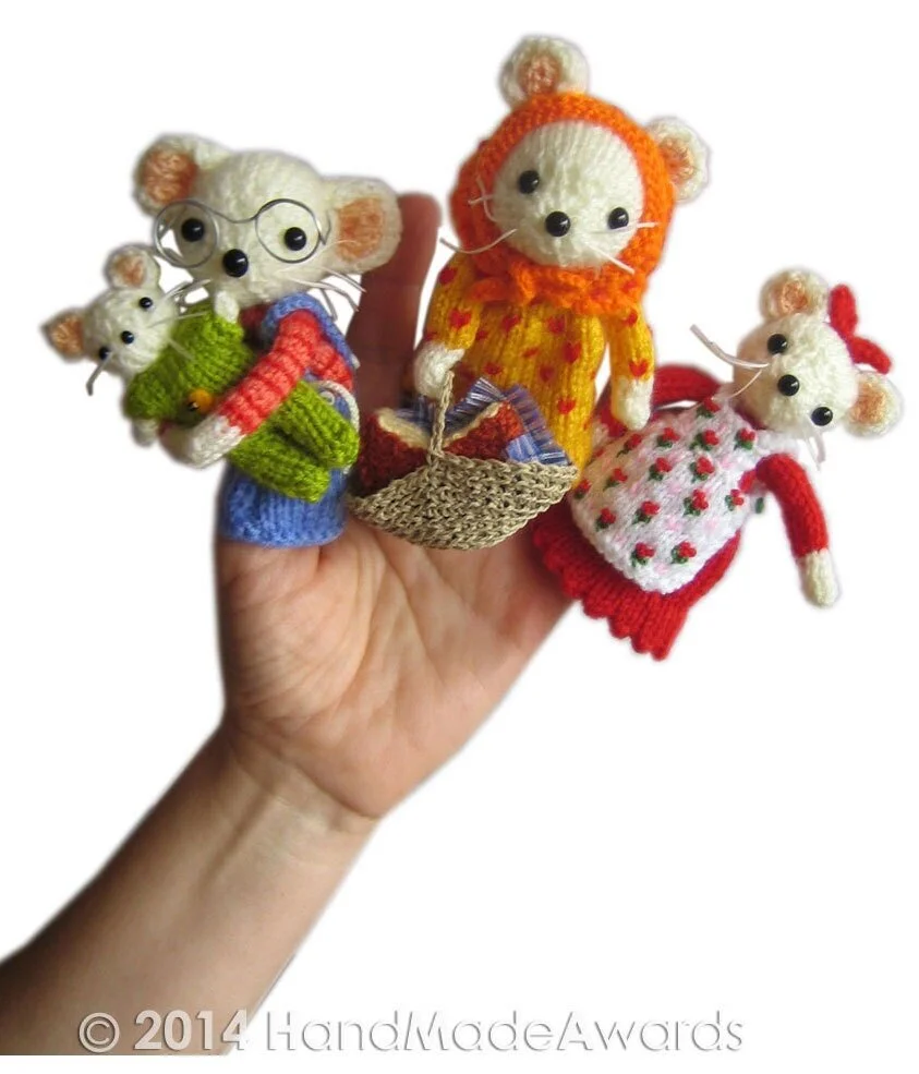 The Little House of Cheese Famiy Mouse Finger Puppets Knit PATTERN