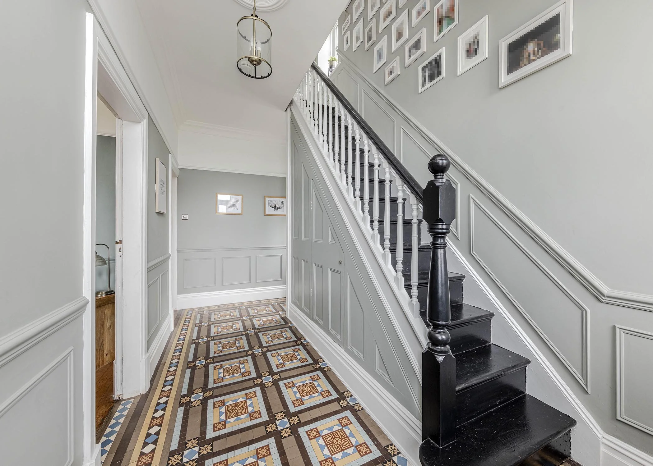 Landing & hallway (5).jpg