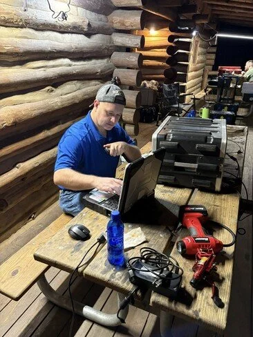 Kevin (KR4BDR) working 20 meters at the 2026 POTA Extavaganza.