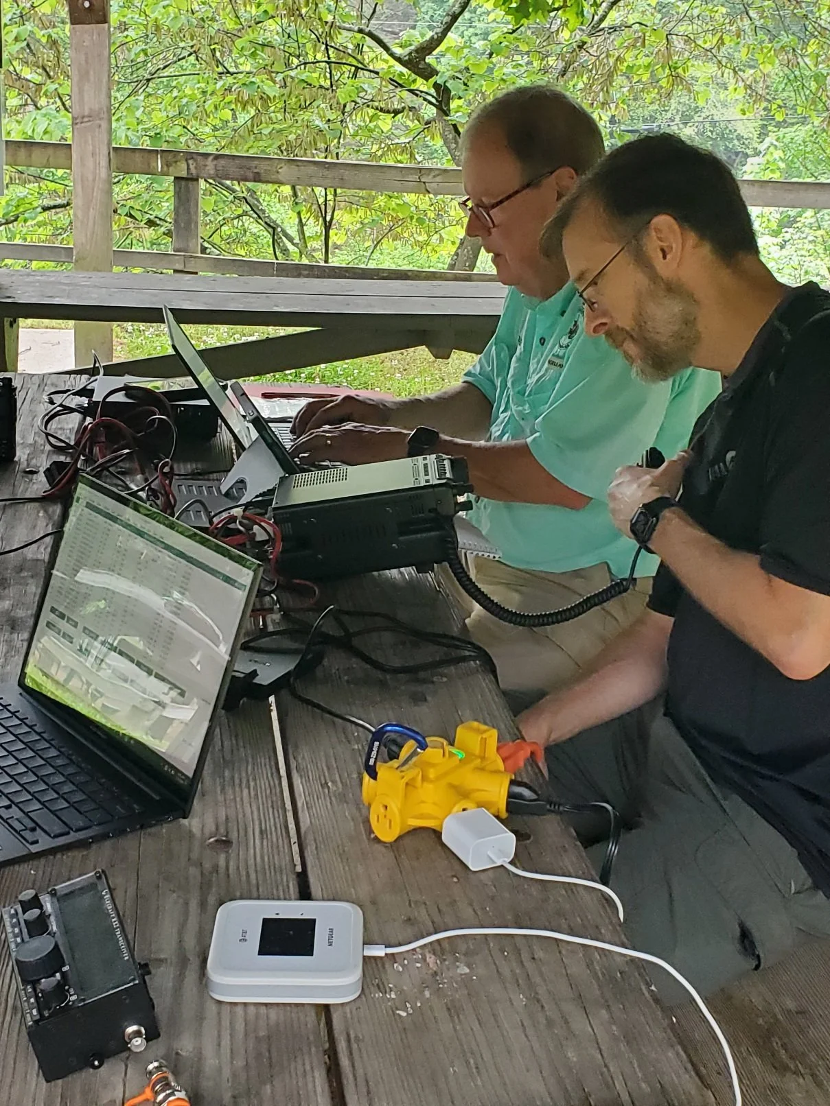 Bob KE4JLL & Bill KQ4PGV at US-2205