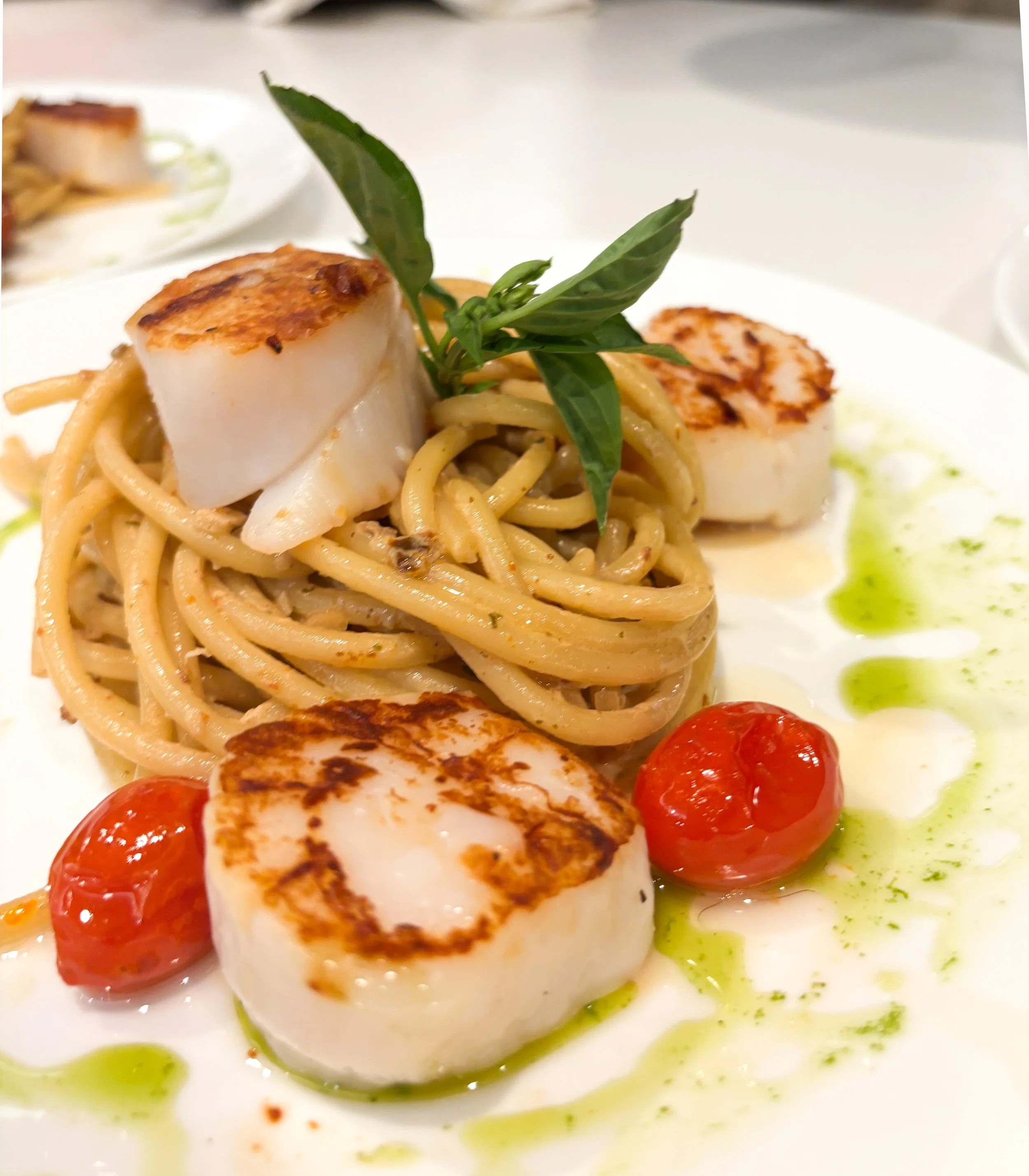Seared scallops sun dried tom pesto pasta ii.jpg