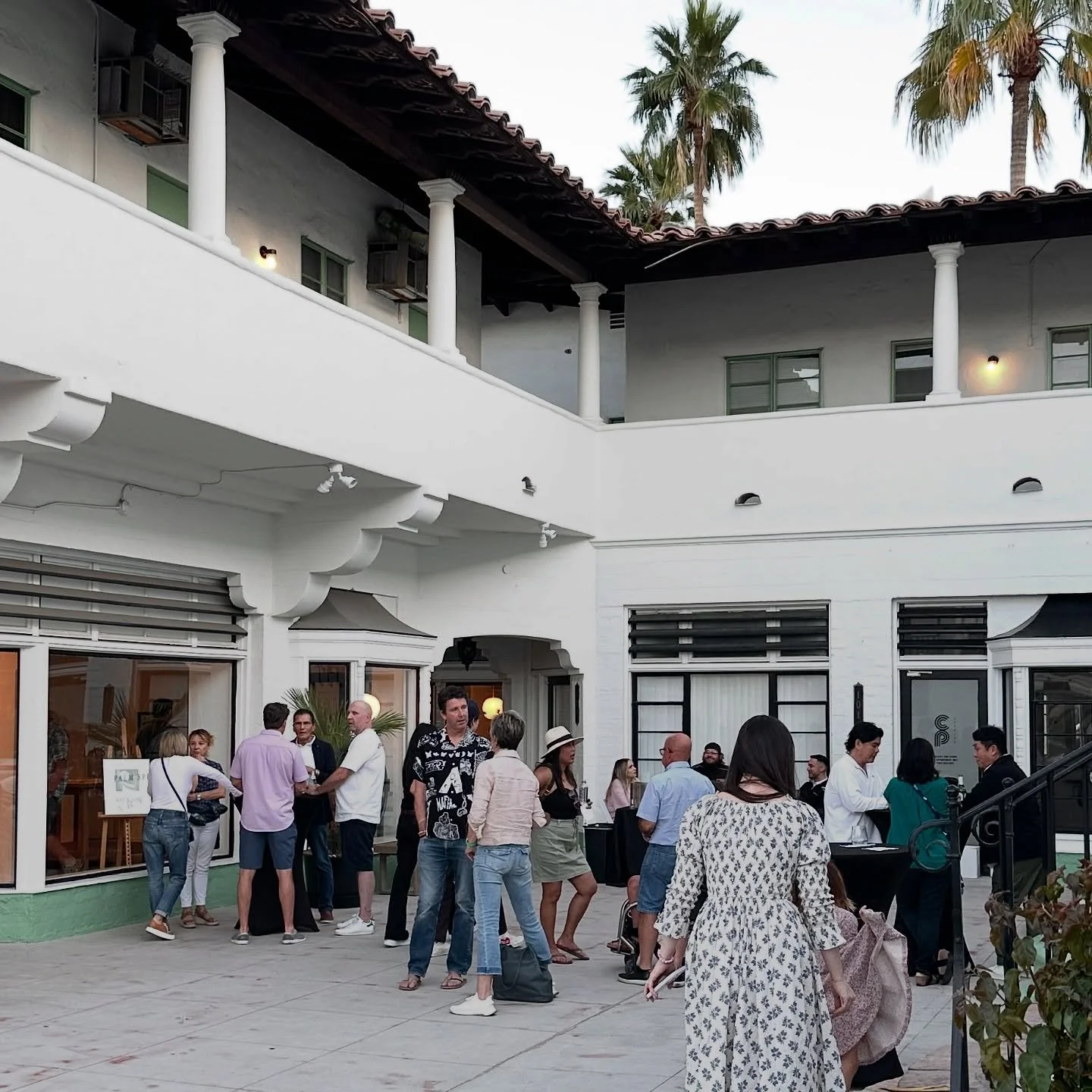 Thank you to everyone who came out last night for our fourth annual @porscheartandsol gallery show! It was a beautiful evening showcasing the work of Brendan McKay, Andrew Florin, Carolyn Sterner, Brad Meier, Tom Kearns, and Aaron McKenzie.

A specia