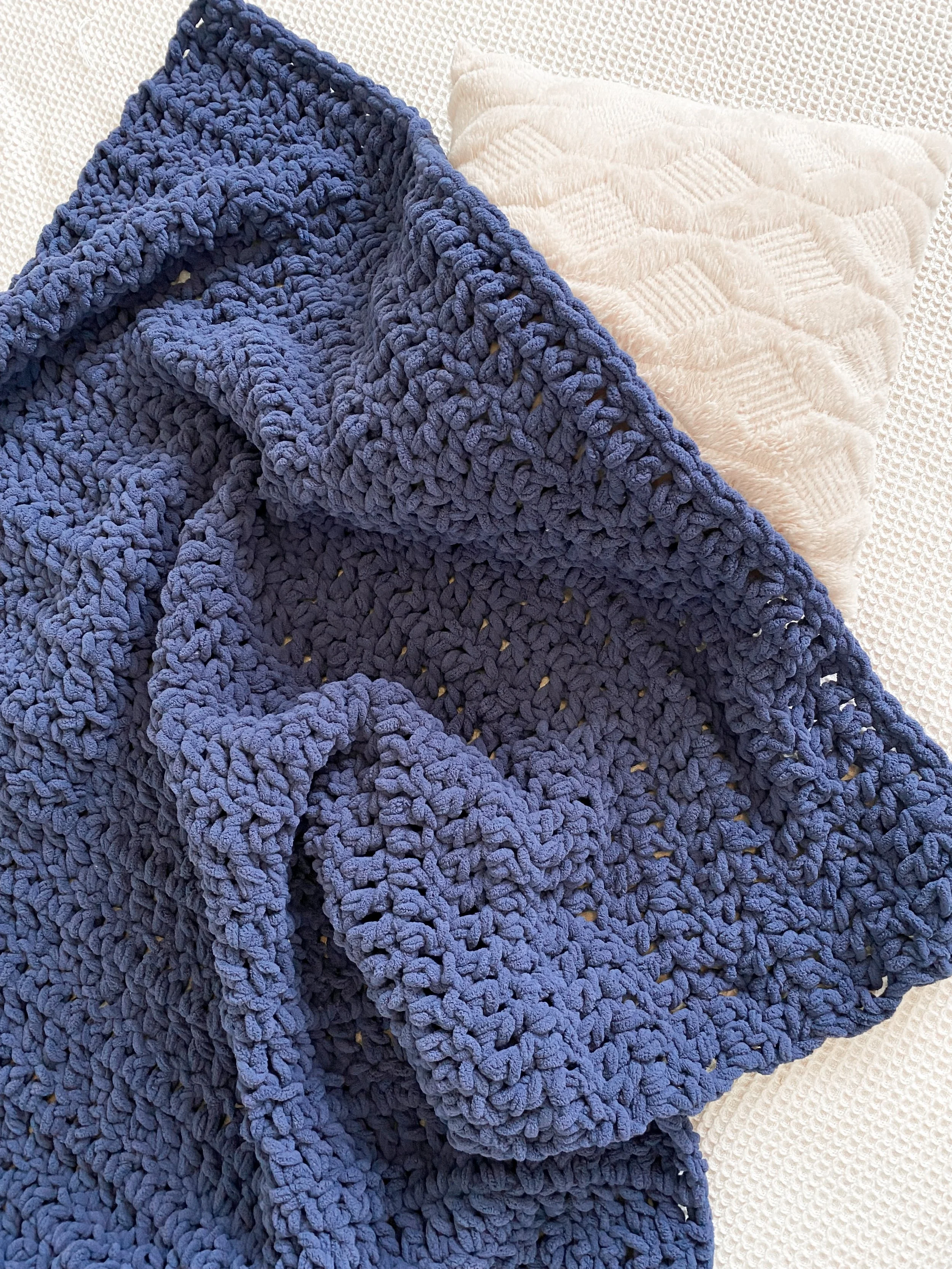 Easy Peasy DC Throw โ Whistle and Wool