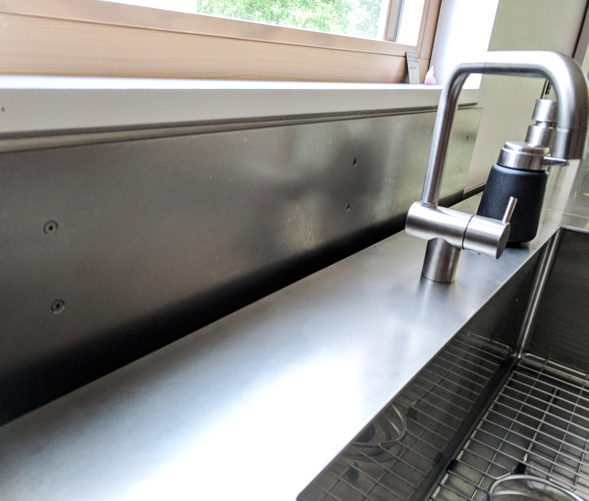 kitchen2.jpg