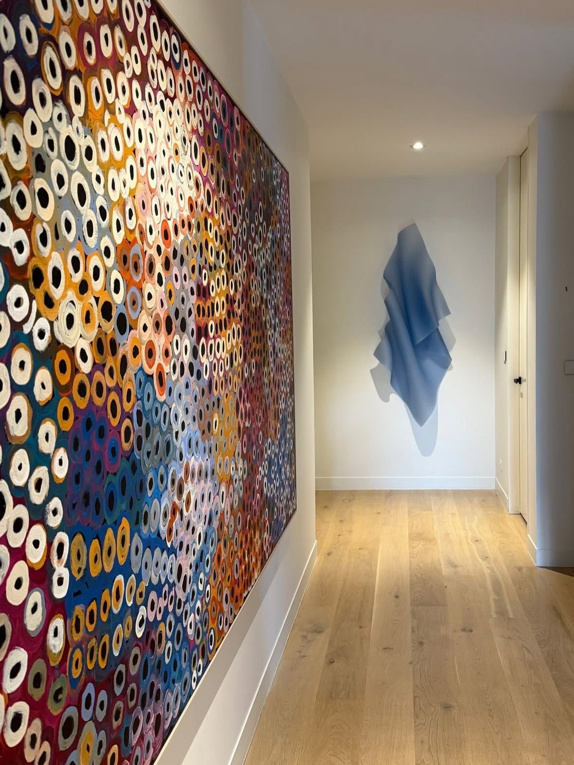 Honoured to have my work in Collectors homes around the world.  I truly love what I do.  A beautiful Grande commission in Powder Blue holds space in the entry of the home with a stunning view through the hallway. 
Project:  @concept.dcf