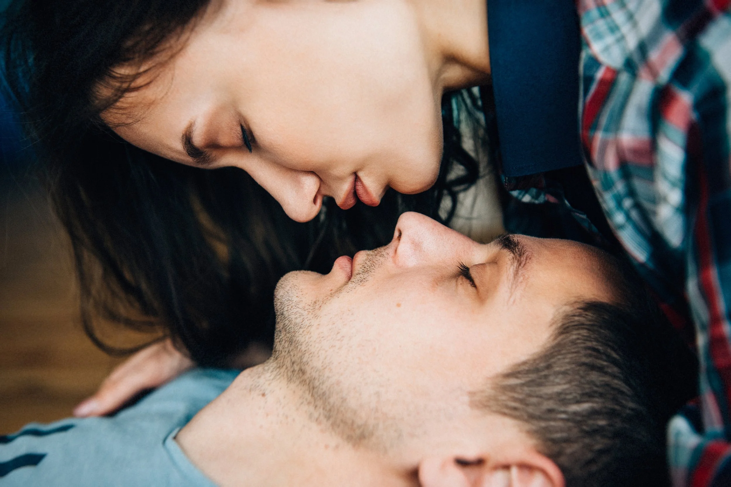 a-guy-and-a-girl-lie-on-the-bed-in-the-room-2023-11-27-04-59-40-utc (1).jpg