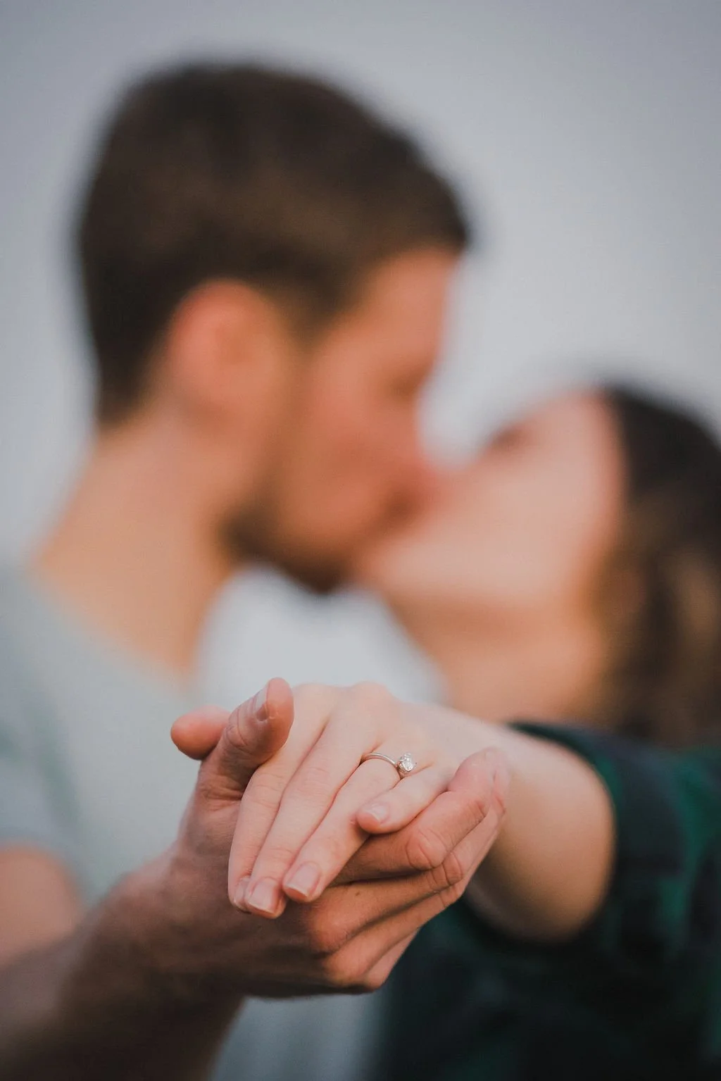2020-12-10-Drew&JulieEngagementSession-55.jpg