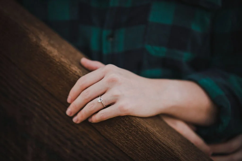 2020-12-10-Drew&JulieEngagementSession-36.jpg