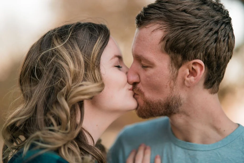 2020-12-10-Drew&JulieEngagementSession-32.jpg