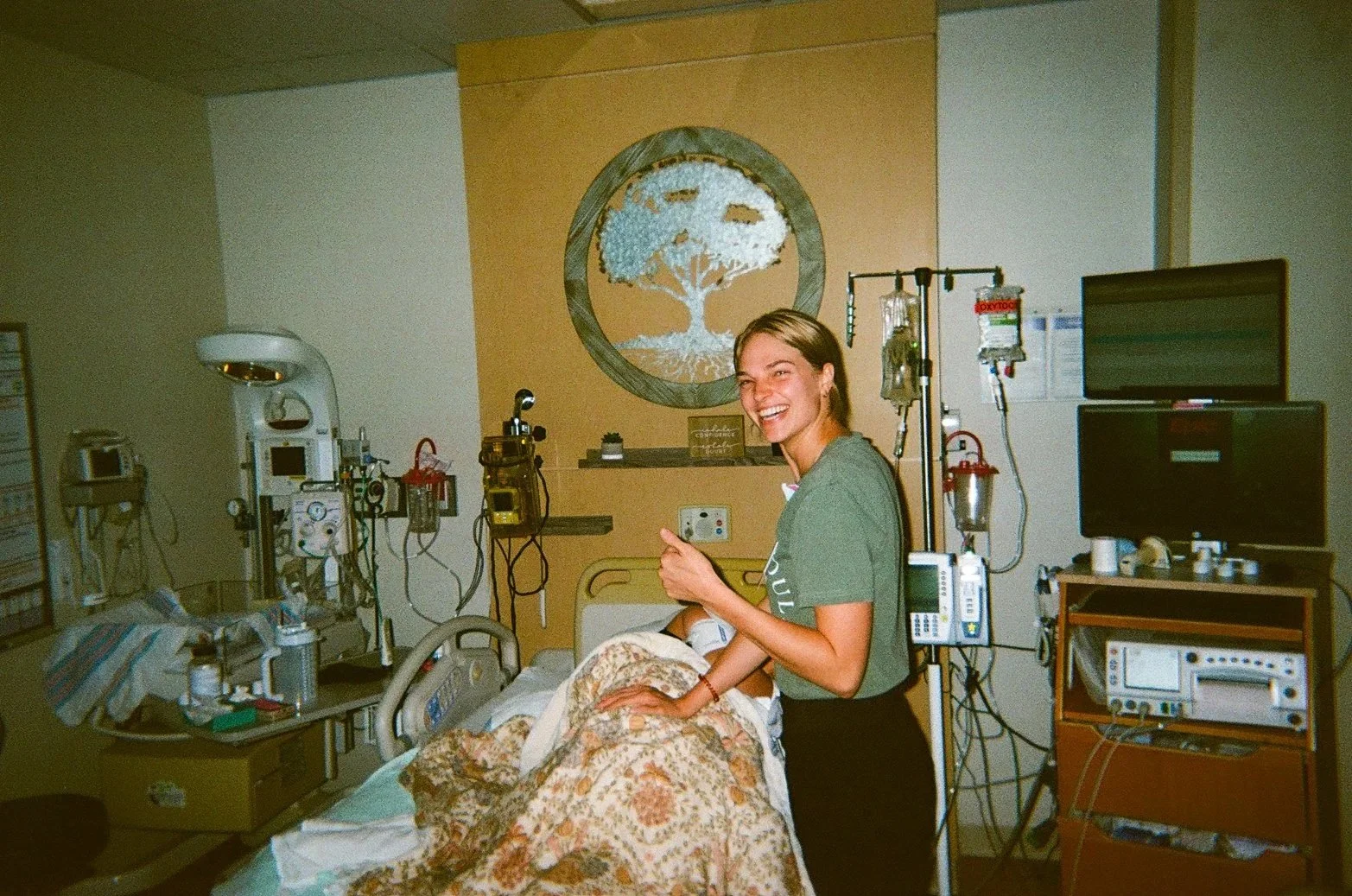 Birth Doula Trained in Spinning Babies supporting a Sherman Hospital Birth