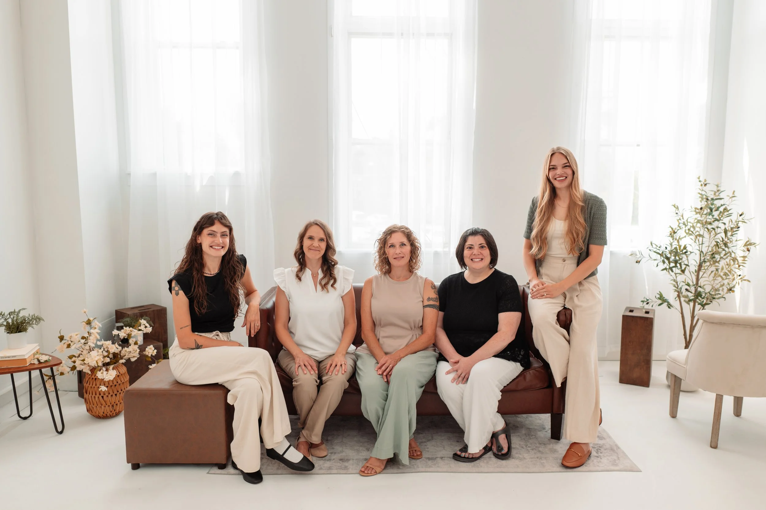 5 Natural birth supportive, christian doulas smiling